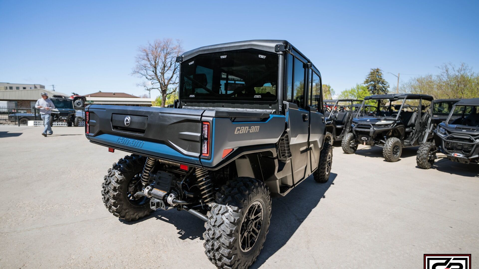 2026 CAN AM SSV DEF MAX LTD 65 HD11 BE - Image 6