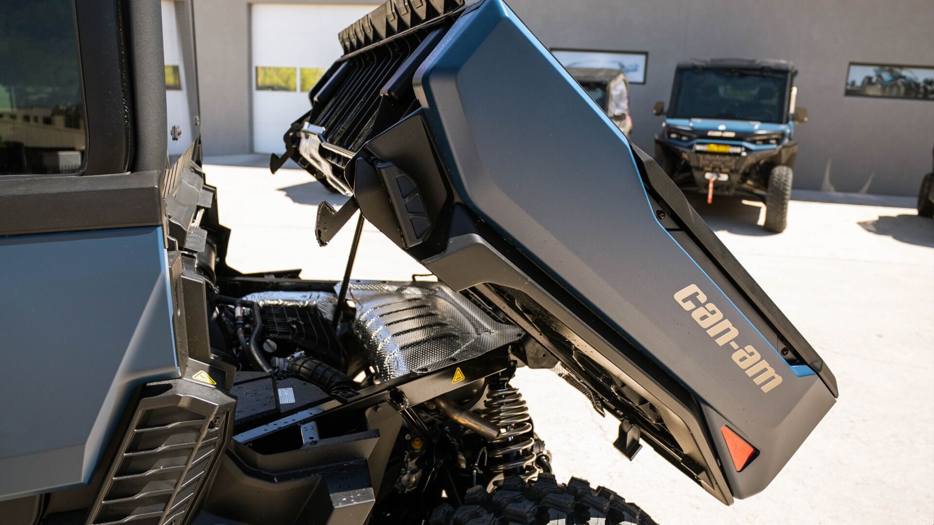 2026 CAN AM SSV DEF MAX LTD 65 HD11 BE - Image 11