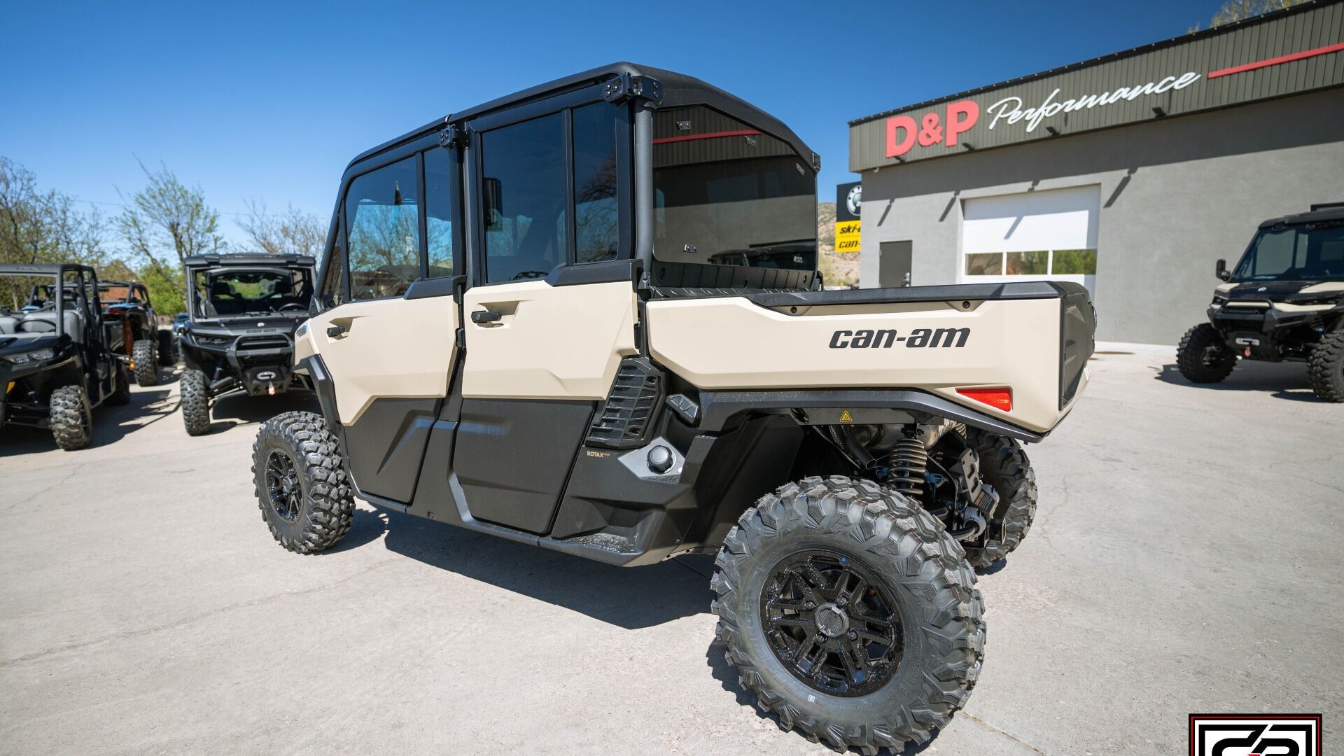 2026 CAN AM SSV DEF MAX LTD 65 HD11 TN - Image 3
