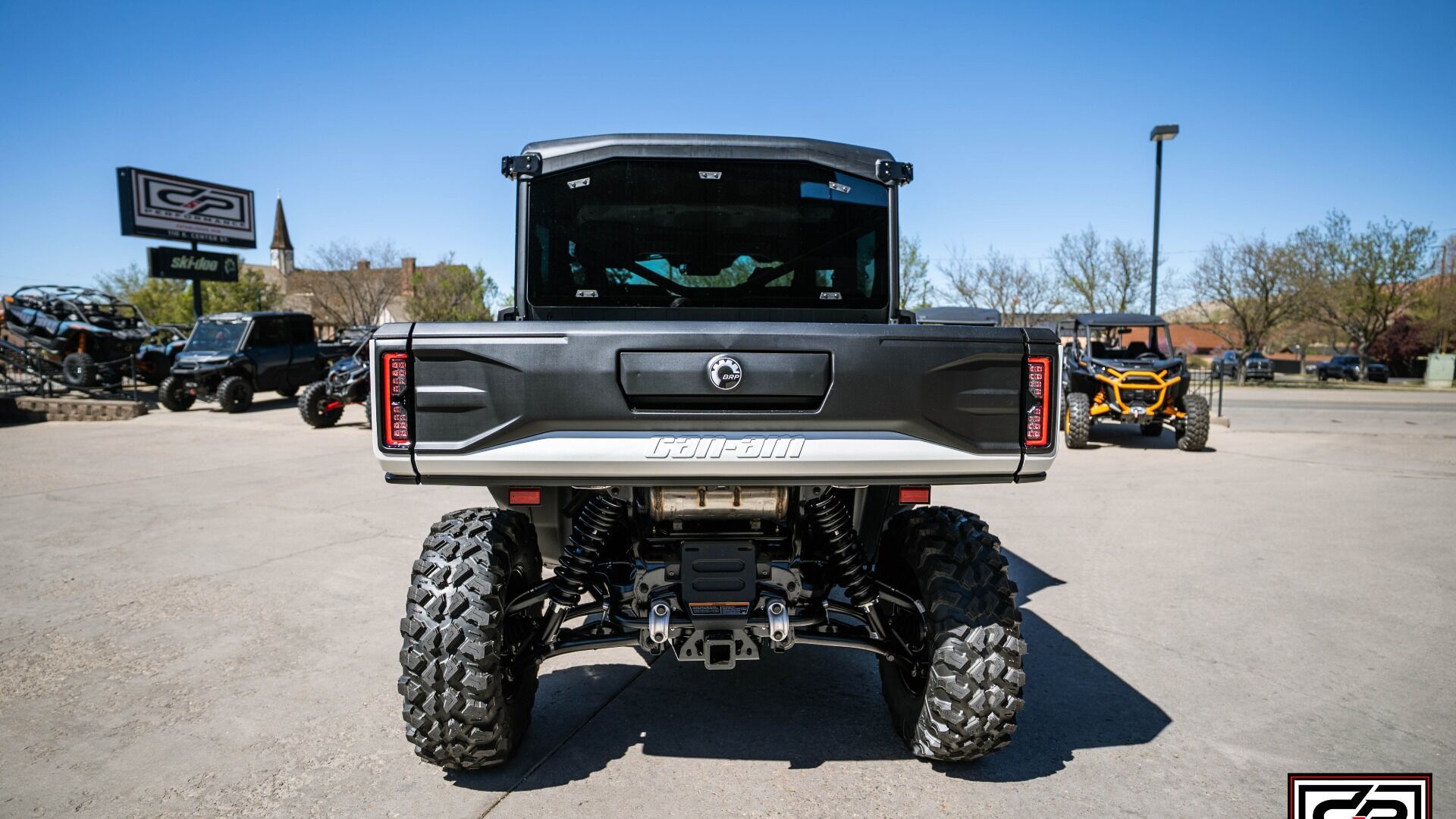 2026 CAN AM SSV DEF MAX LTD 65 HD11 WH - Image 3