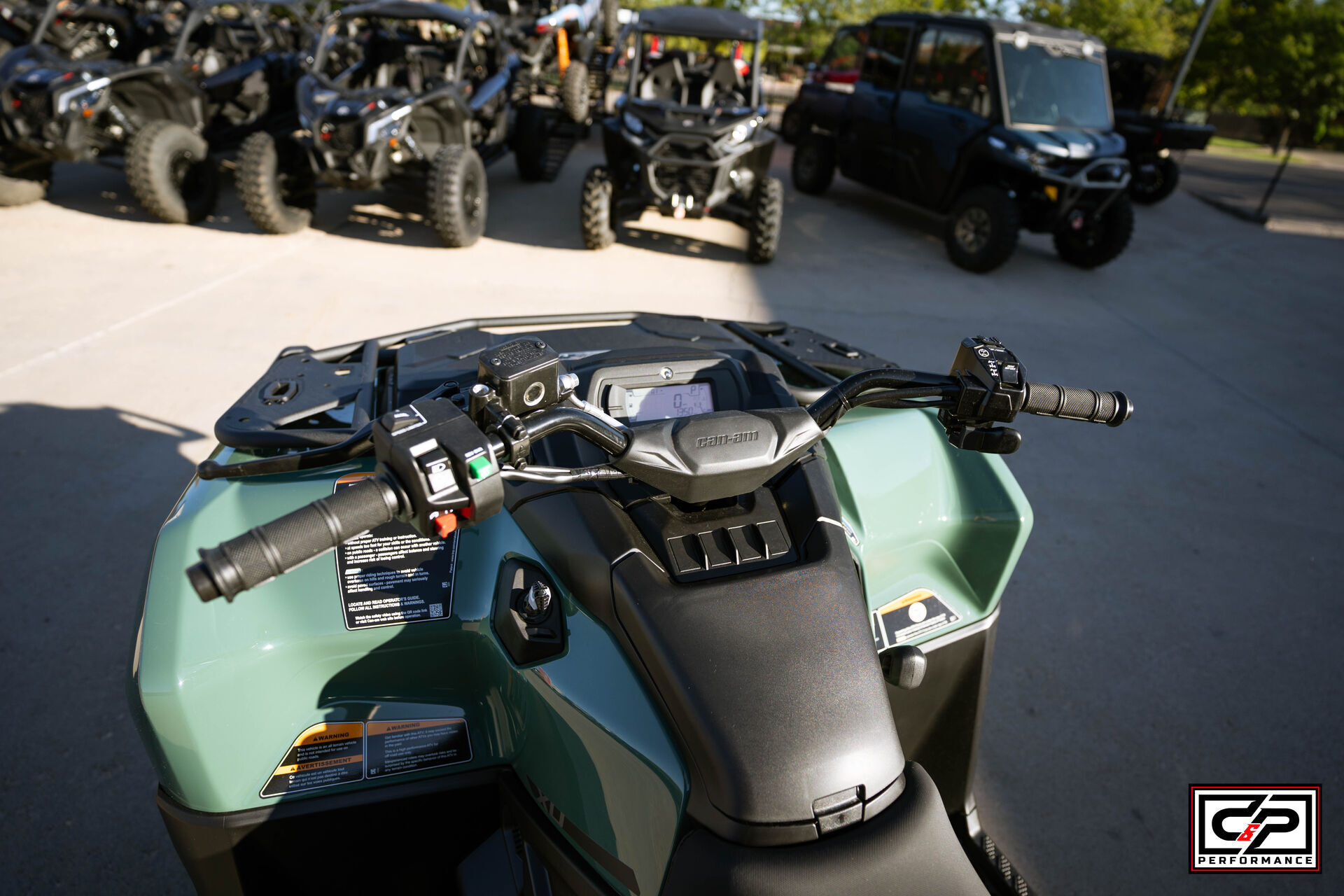 2026 CAN AM ATV OUTL PRO XU HD7 GN 26 - Image 11