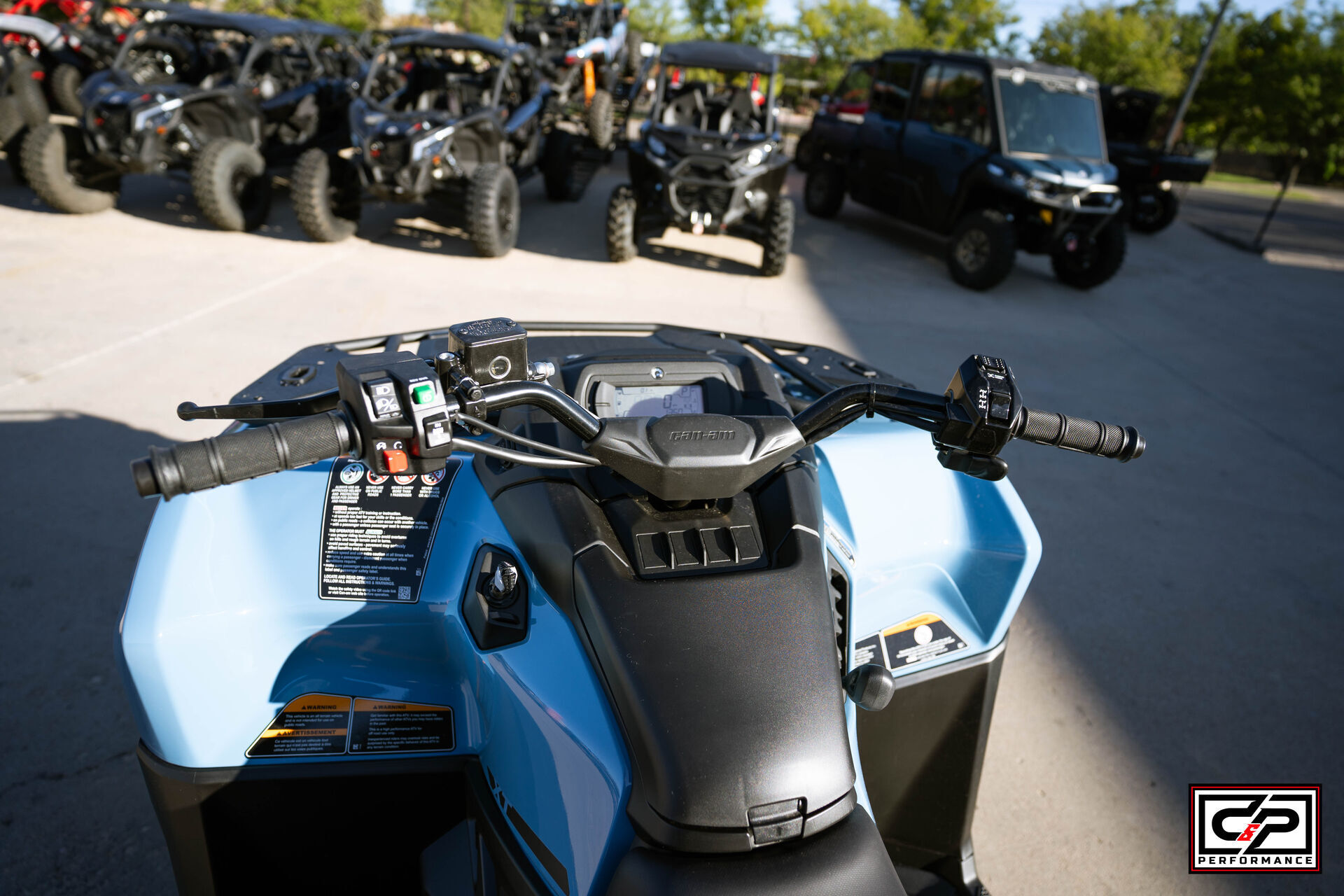 2026 CAN AM ATV OUTL MAX XT 700 BE 26 - Image 11