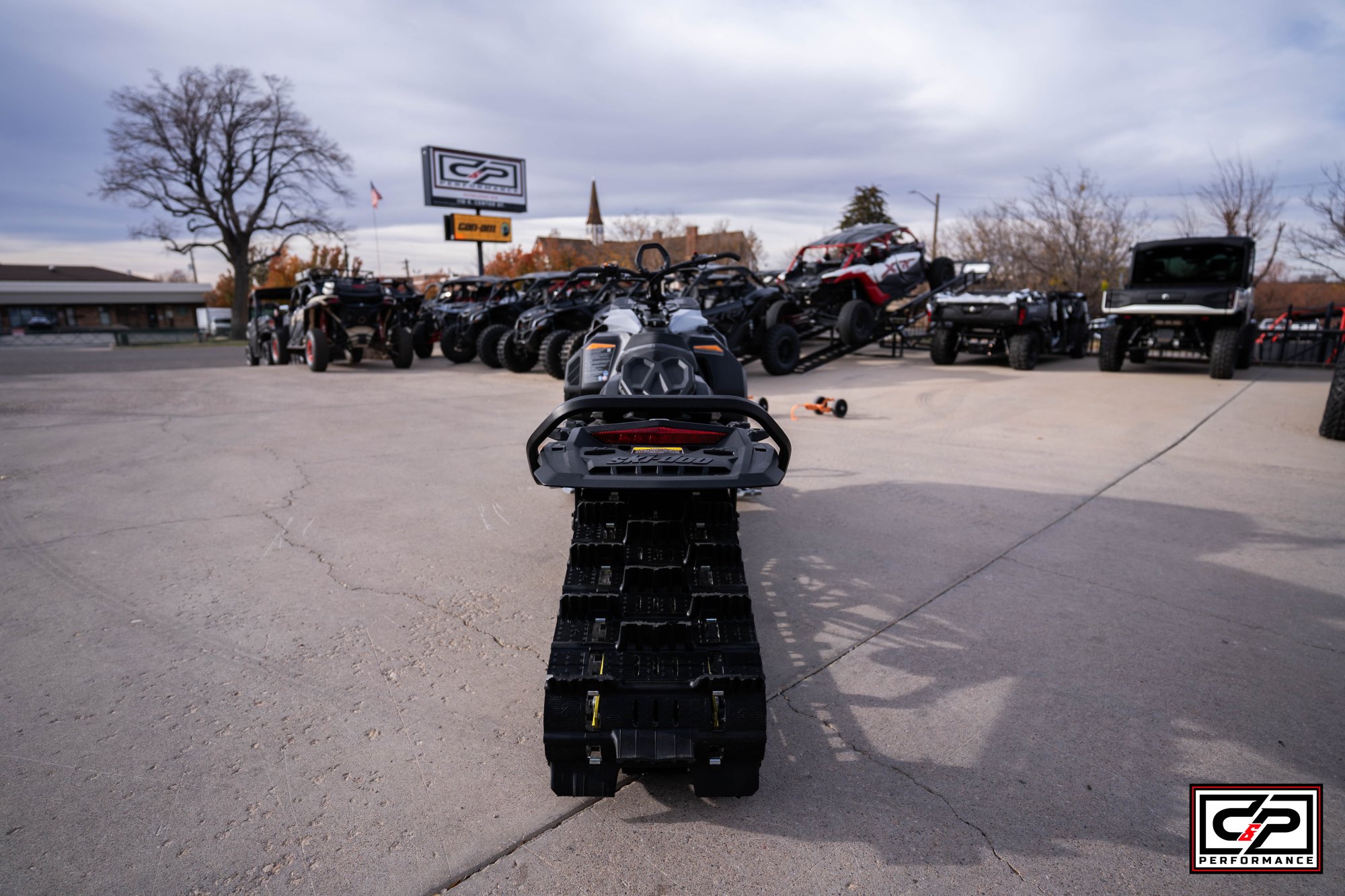 2026 SKI DOO SUMMIT EDGE 154 850 E-TECH 2.5" SHOT - Image 3
