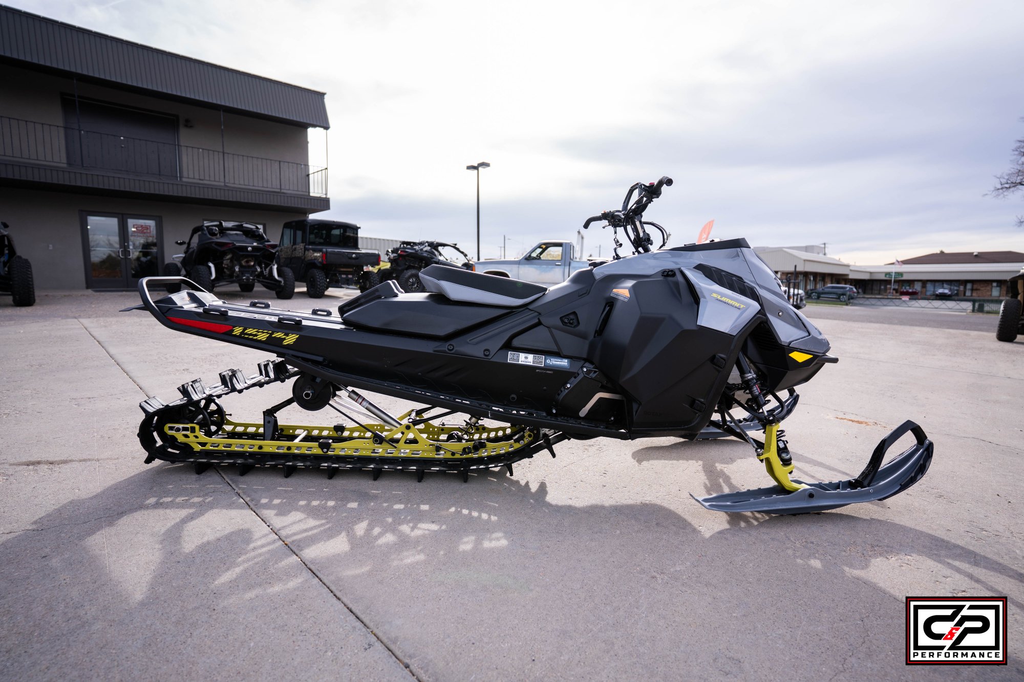 2026 SKI DOO SUMMIT EDGE 154 850 E-TECH 2.5" SHOT - Image 5