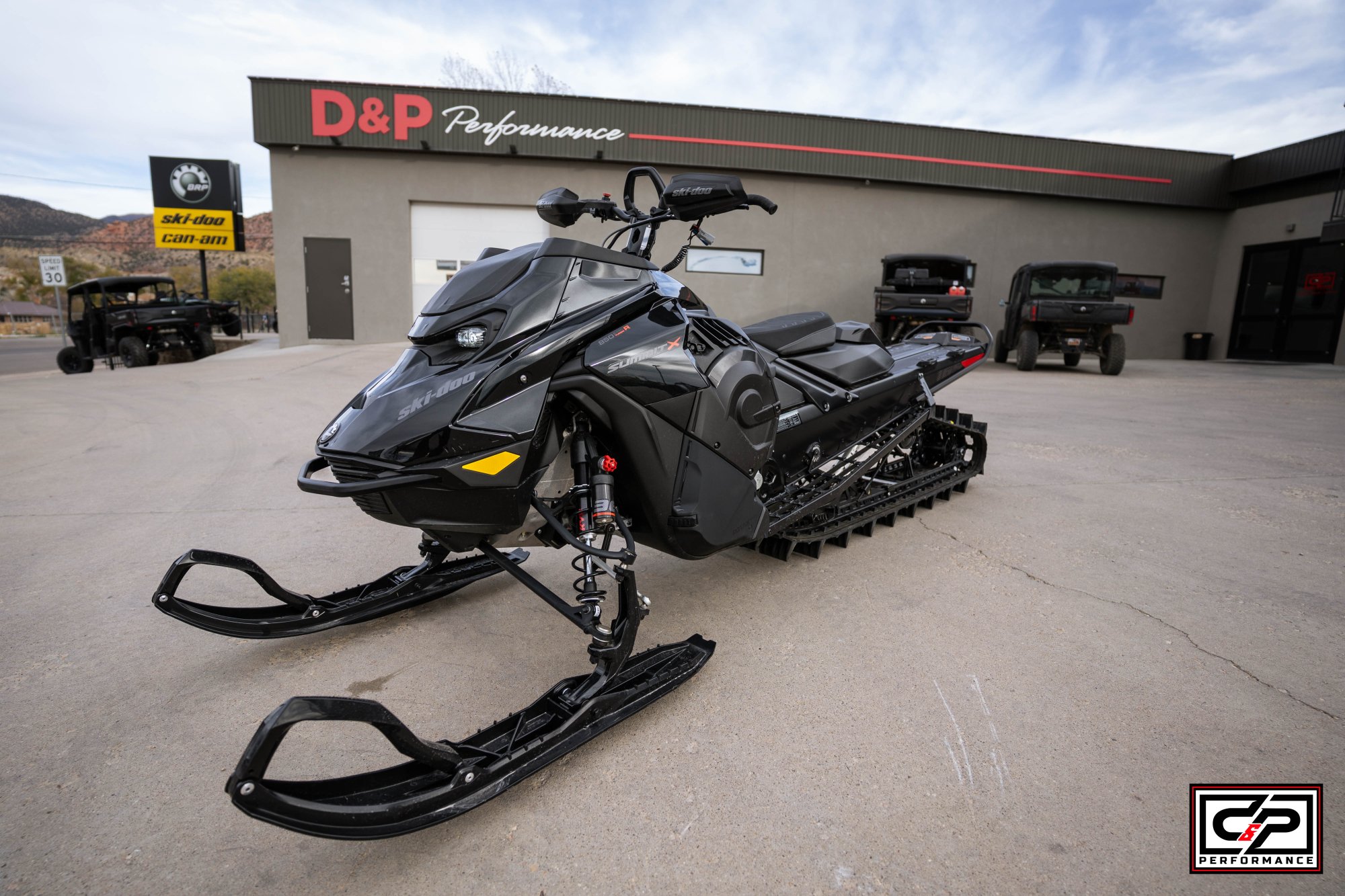 2025 SKI DOO SUMMIT EXPERT 165 850 E-TECH TURBO R  3.0" SHOT 10.25 for sale in Cedar City Utah