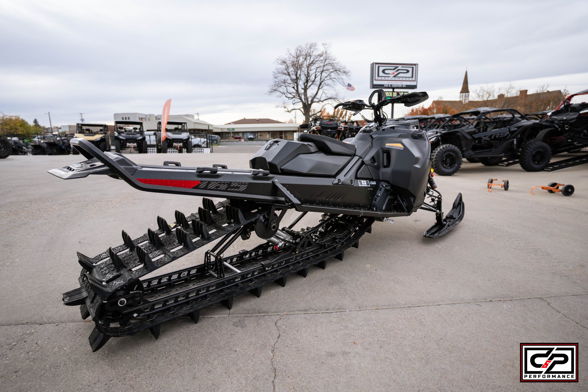 2025 SKI DOO SUMMIT EXPERT 165 850 E-TECH TURBO R  3.0" SHOT 10.25 - Image 5