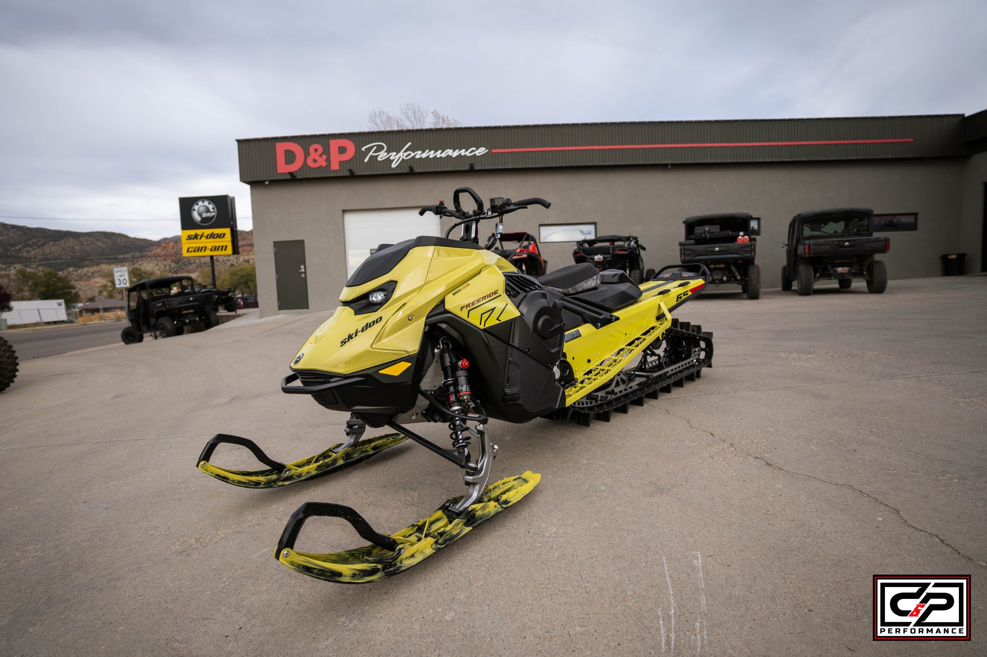 2025 SKI DOO FREERIDE 165 850 E-TECH TURBO R 3.0" SHOT 10.25"