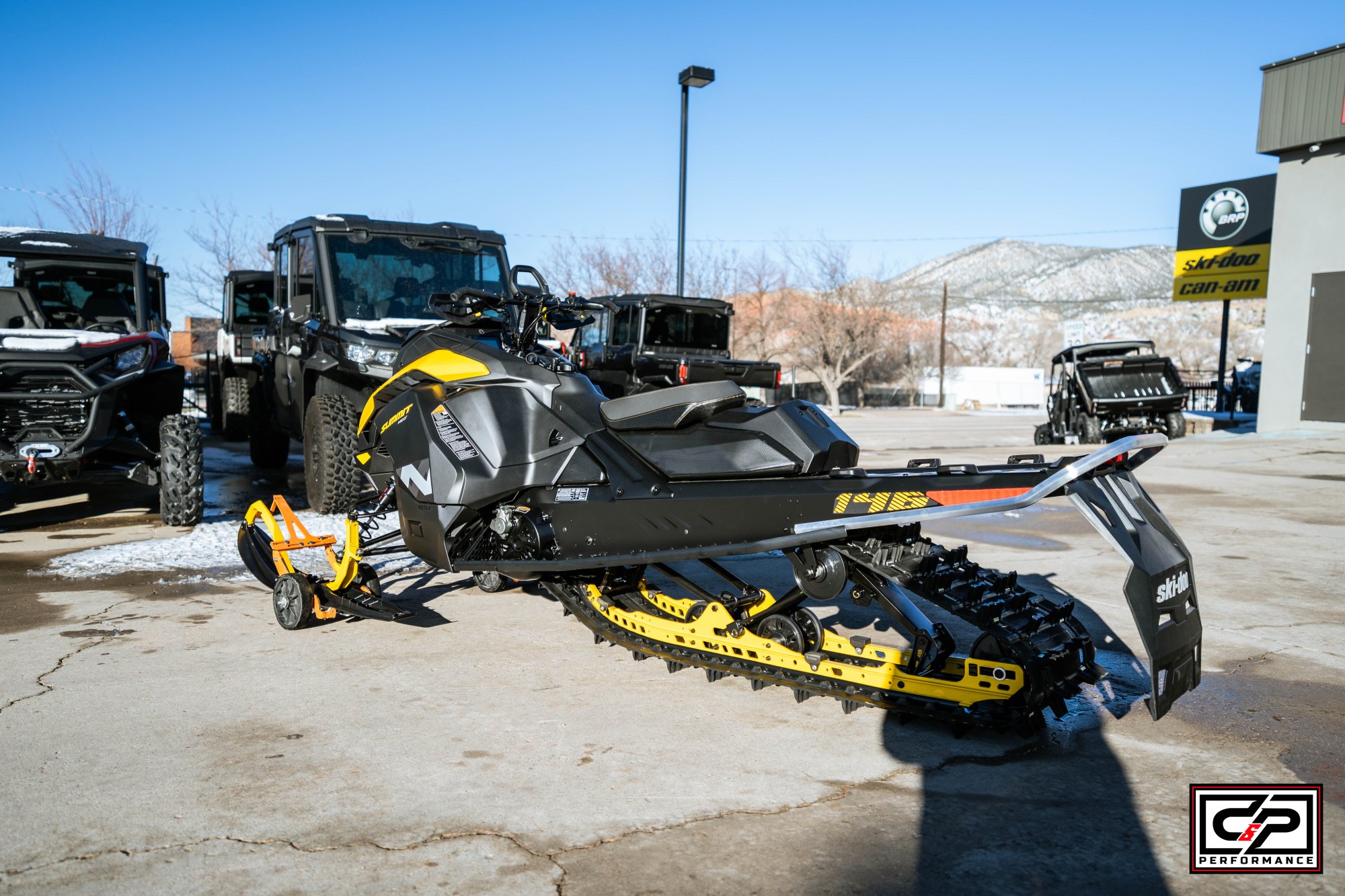 2026 SKI DOO SUMMIT NEO+ 600 EFI 1.75" - Image 3