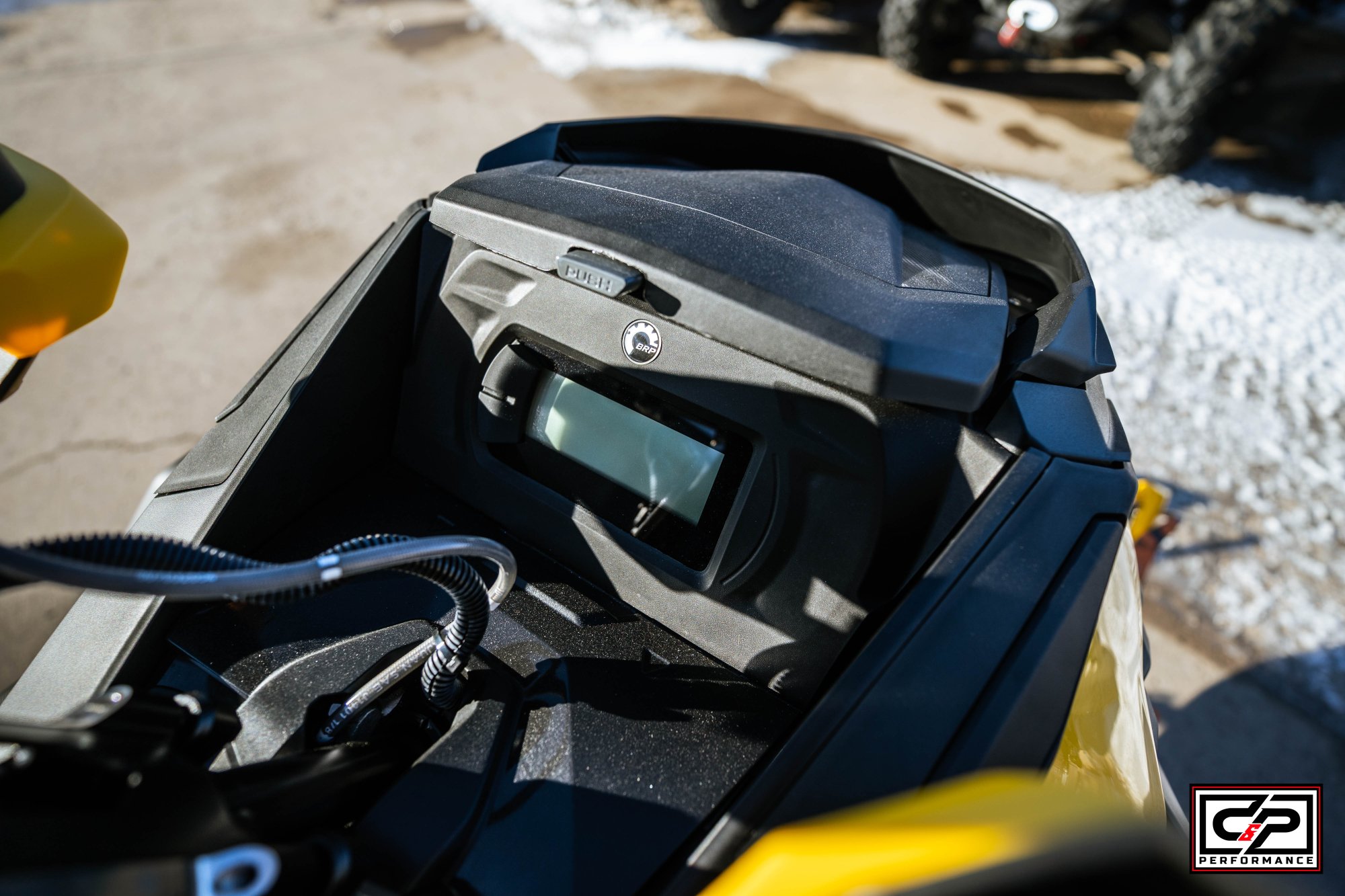 2026 SKI DOO SUMMIT NEO+ 600 EFI 1.75" - Image 12