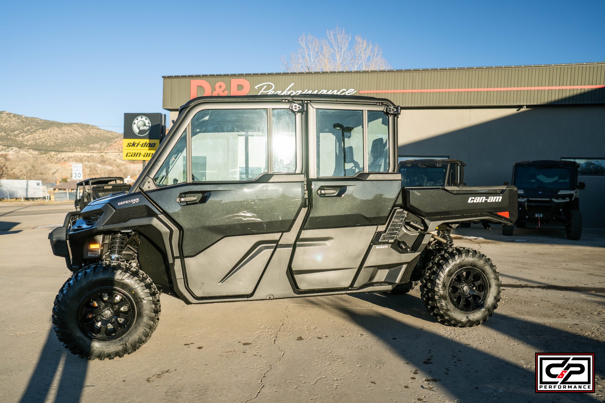 2026 CAN AM SSV DEF MAX XTCAB 65 HD11 BK 26 XT_CAB - Image 1