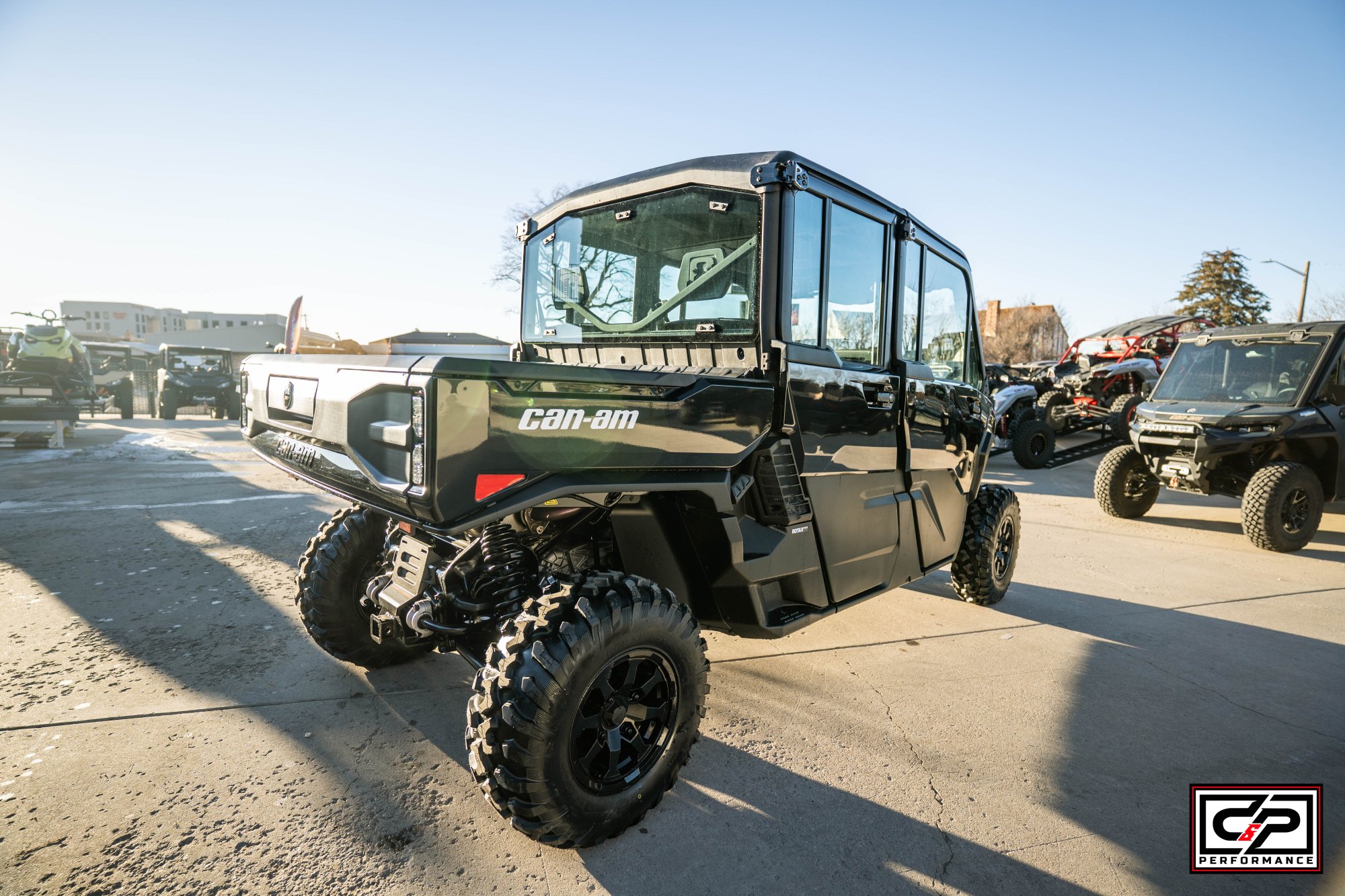 2026 CAN AM SSV DEF MAX XTCAB 65 HD11 BK 26 XT_CAB - Image 5