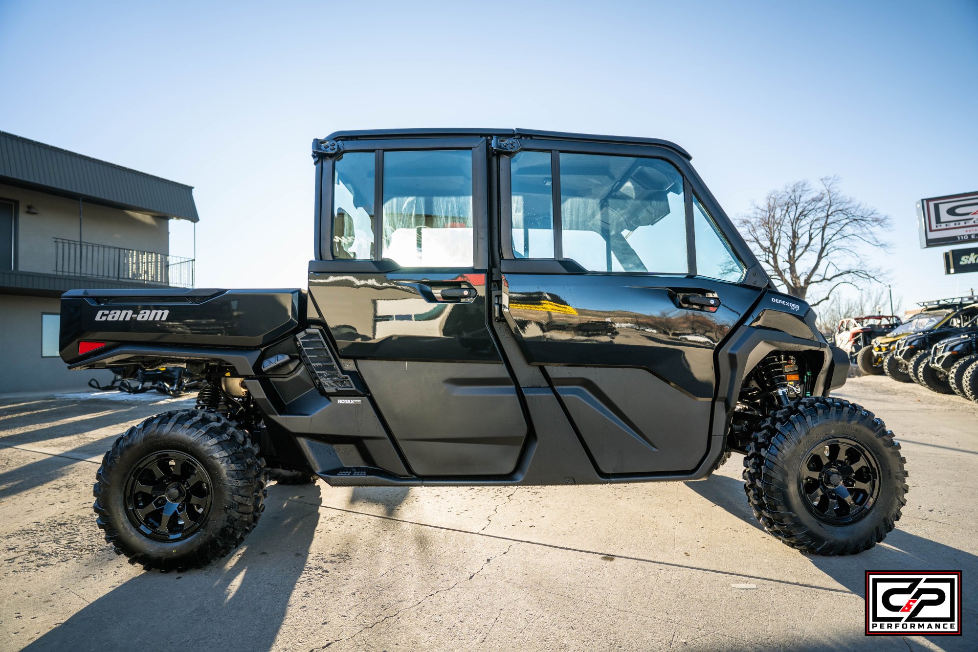 2026 CAN AM SSV DEF MAX XTCAB 65 HD11 BK 26 XT_CAB - Image 6