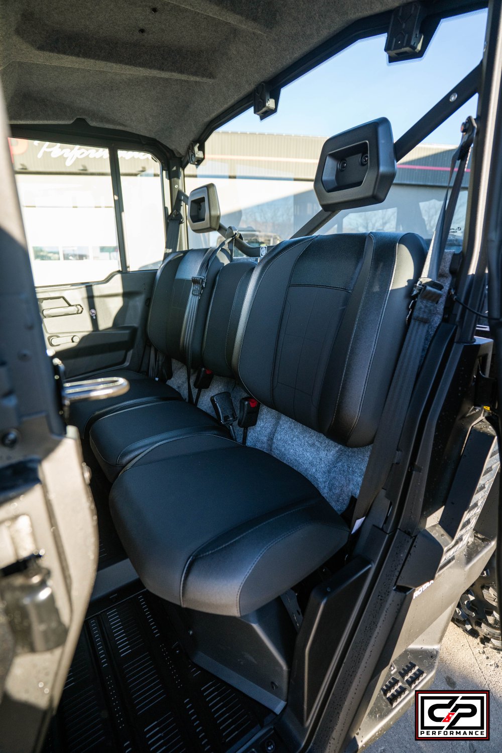 2026 CAN AM SSV DEF MAX XTCAB 65 HD11 BK 26 XT_CAB - Image 11