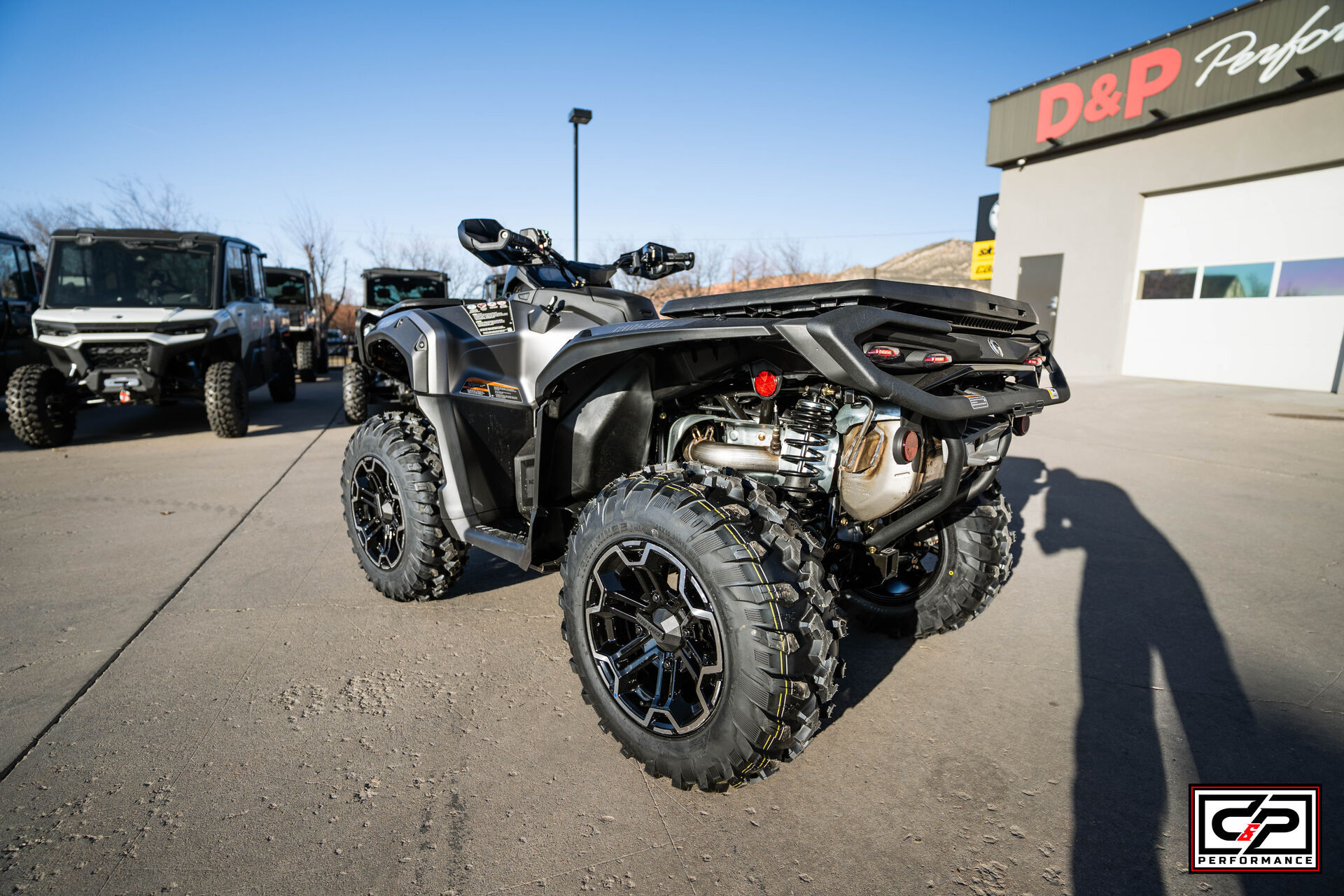2026 CAN AM ATV OUTL XT 850 GY 26 - Image 4