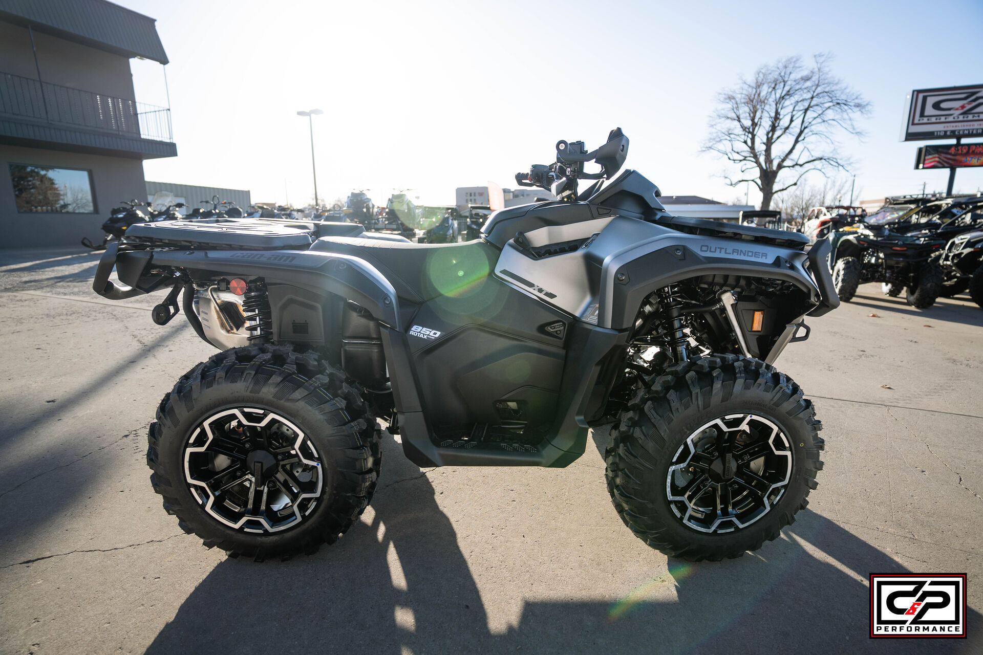 2026 CAN AM ATV OUTL XT 850 GY 26 - Image 5