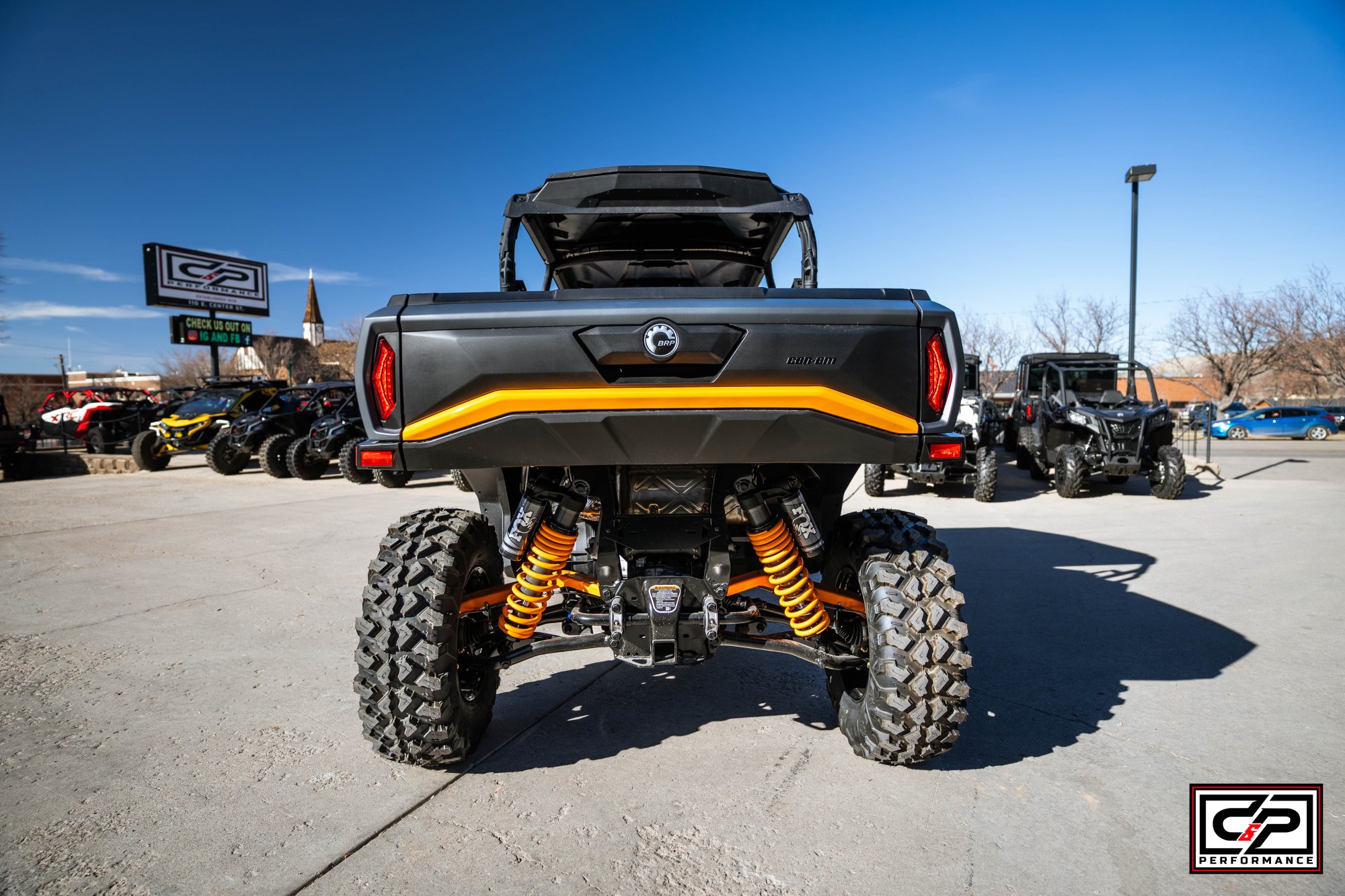 2026 CAN AM SSV COM MAX XTP 64 1000R GY 26 XT-P - Image 4
