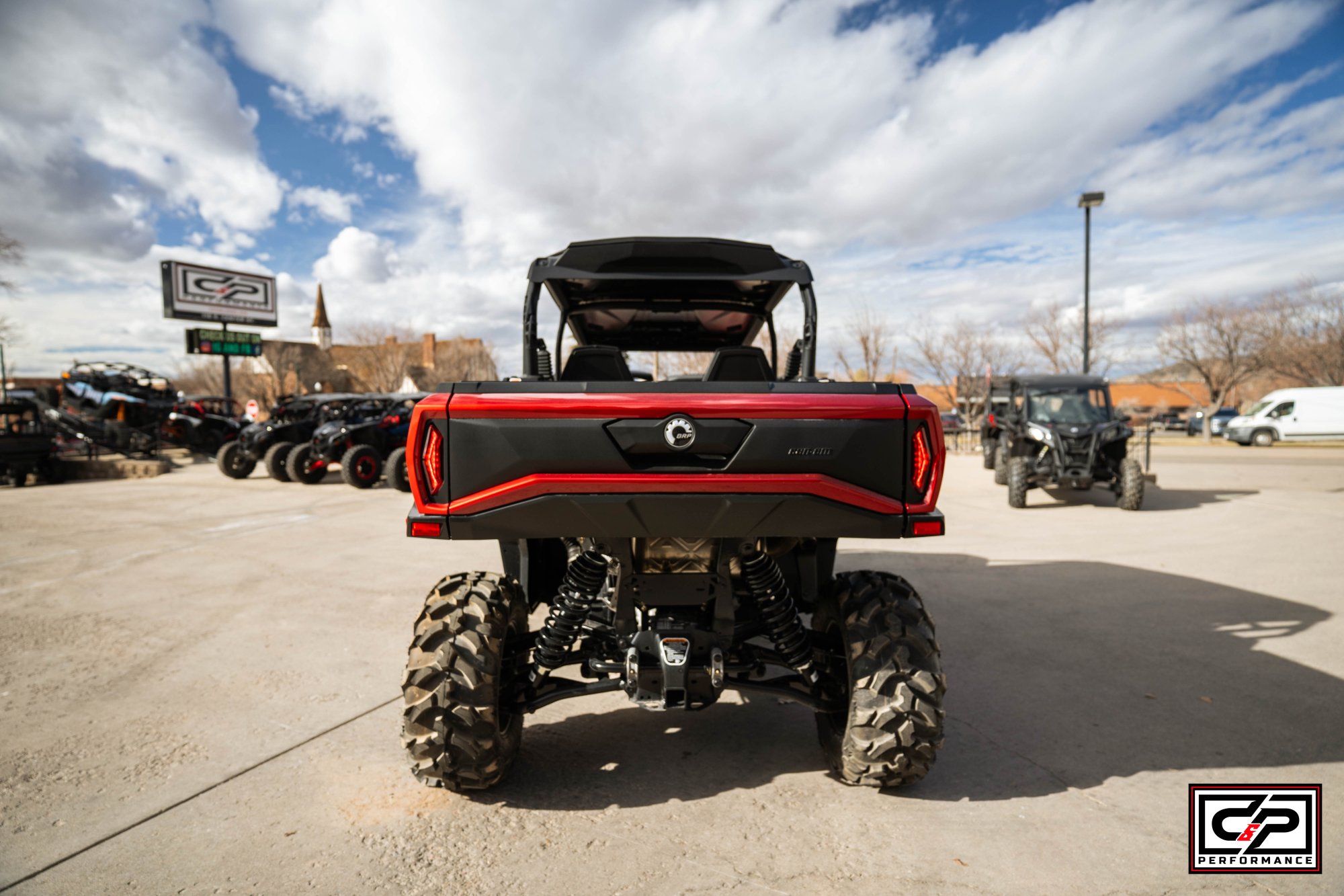 2026 CAN AM SSV COM MAX XT 64 1000R RD 26 - Image 3