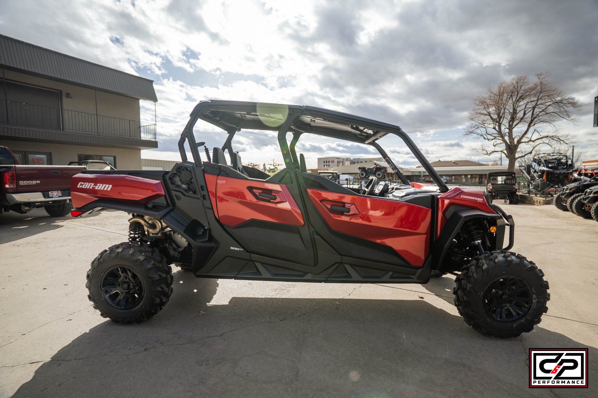 2026 CAN AM SSV COM MAX XT 64 1000R RD 26 - Image 6