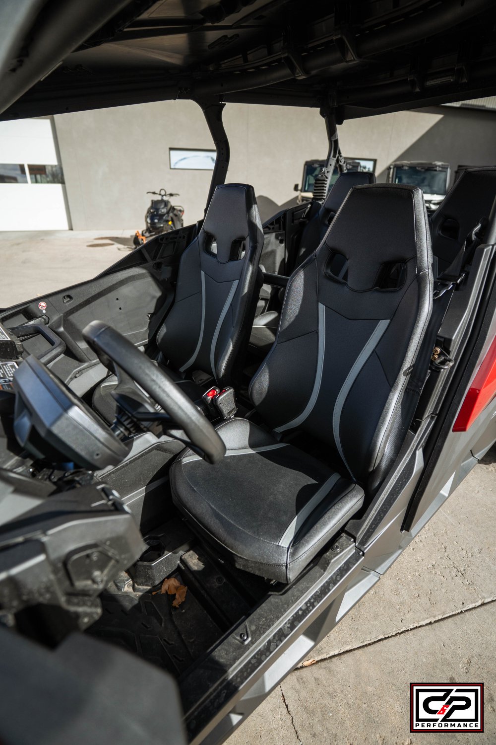 2026 CAN AM SSV COM MAX XT 64 1000R RD 26 - Image 10