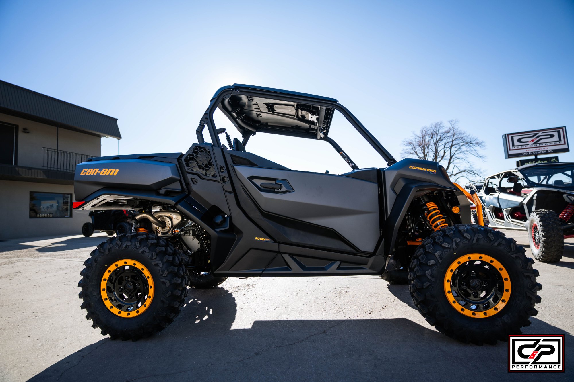 2026 CAN AM SSV COM XTP 64 1000R GY 26 XT-P - Image 5