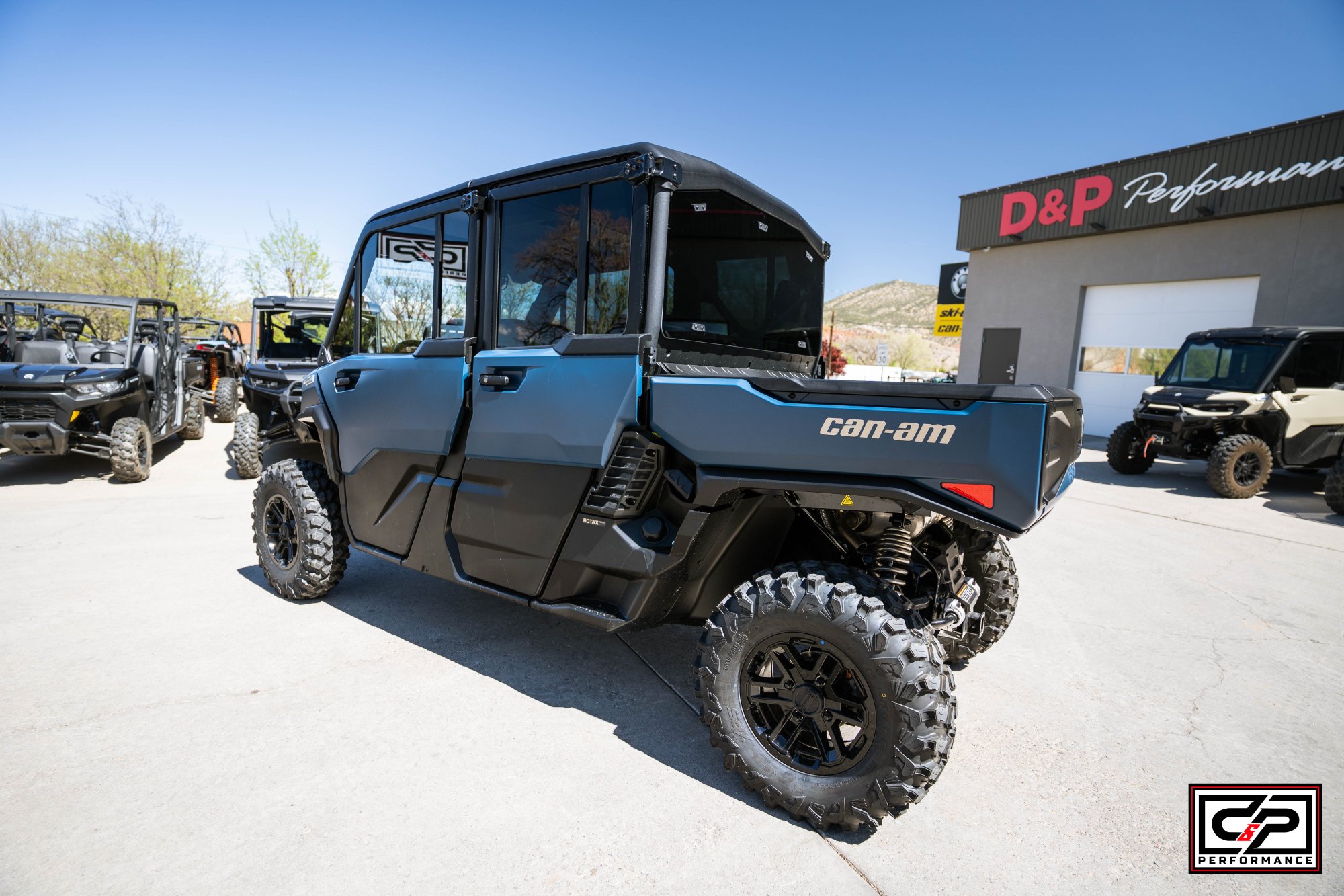 2026 CAN AM SSV DEF MAX LTD 65 HD11 BE - Image 4
