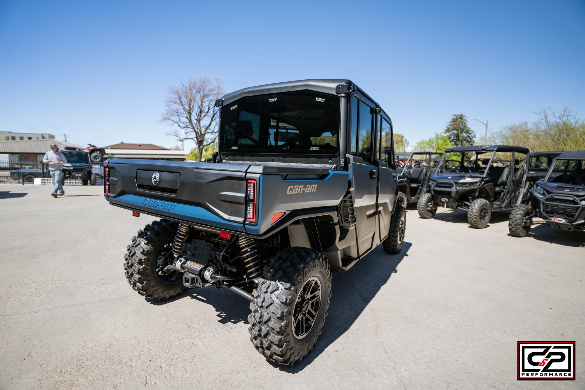 2026 CAN AM SSV DEF MAX LTD 65 HD11 BE - Image 5