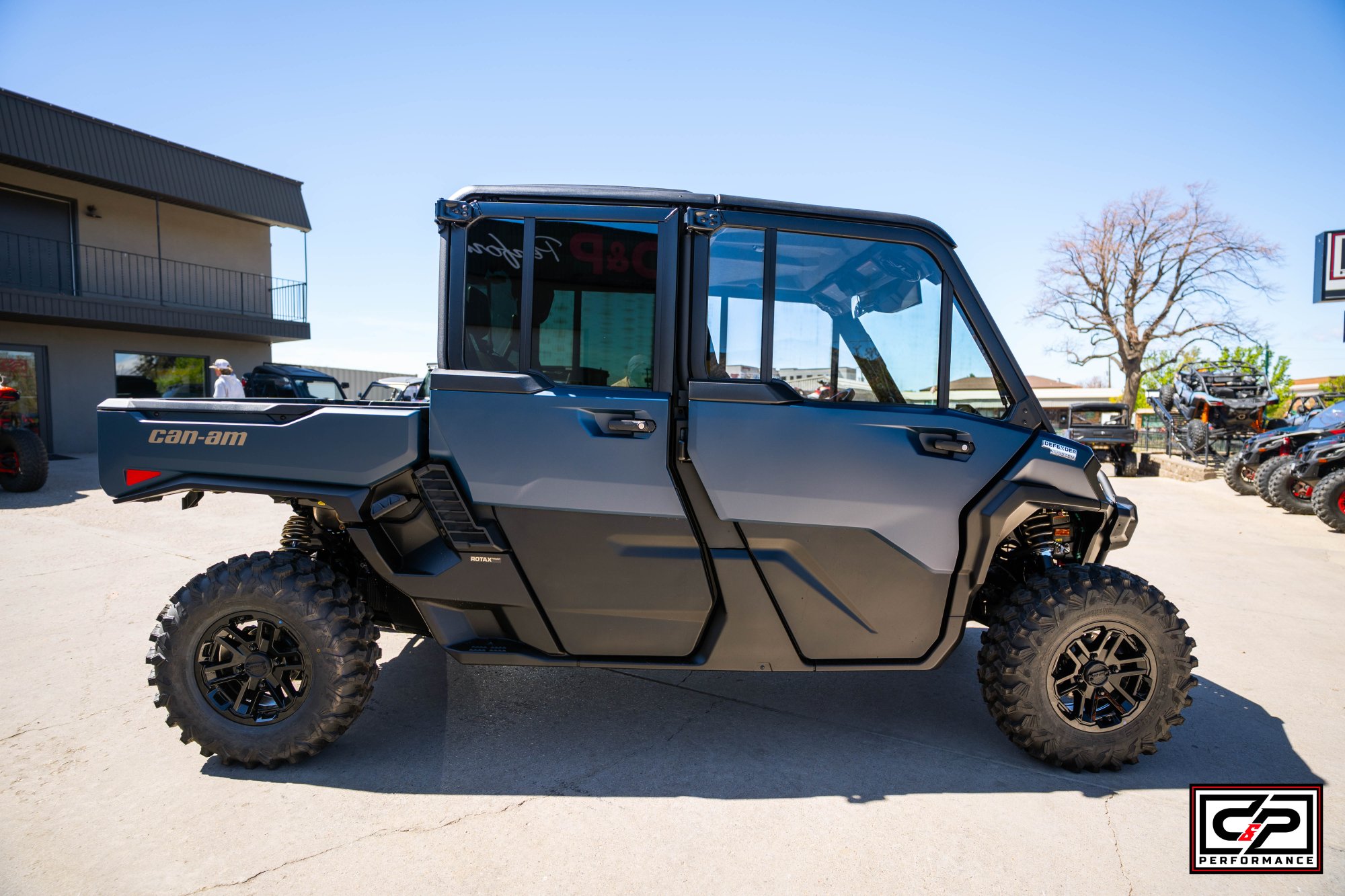 2026 CAN AM SSV DEF MAX LTD 65 HD11 BE - Image 6