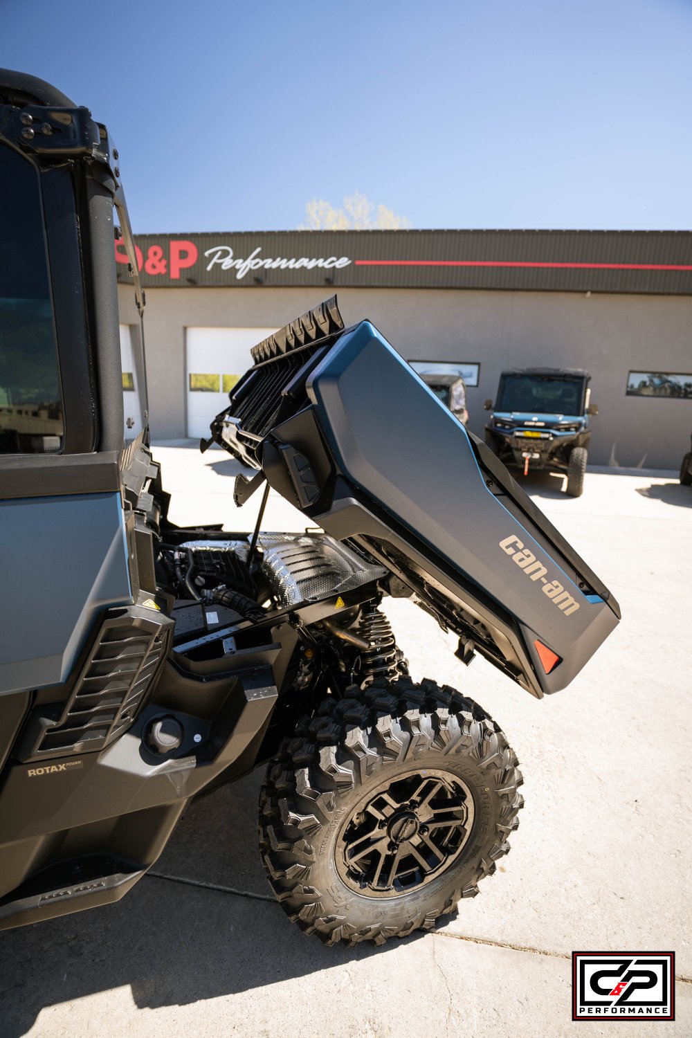 2026 CAN AM SSV DEF MAX LTD 65 HD11 BE - Image 11