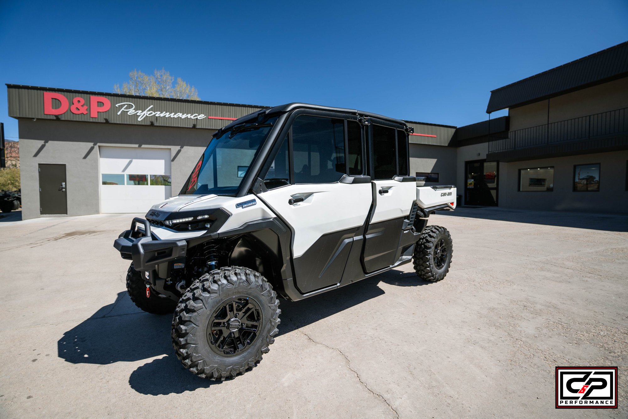 2026 CAN AM SSV DEF MAX LTD 65 HD11 WH HB 26