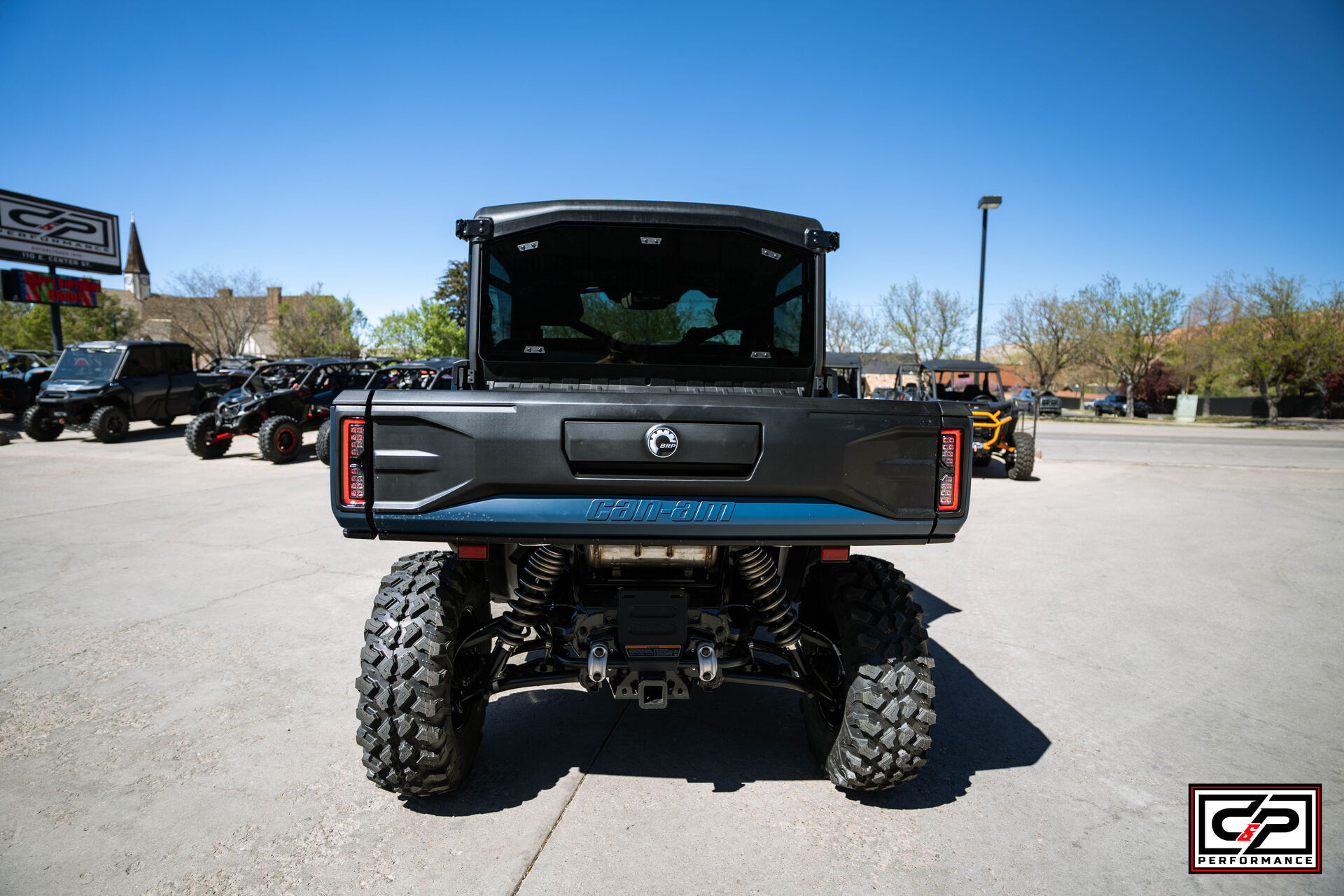 2026 CAN AM SSV DEF LTD 65 HD11 BE - Image 4