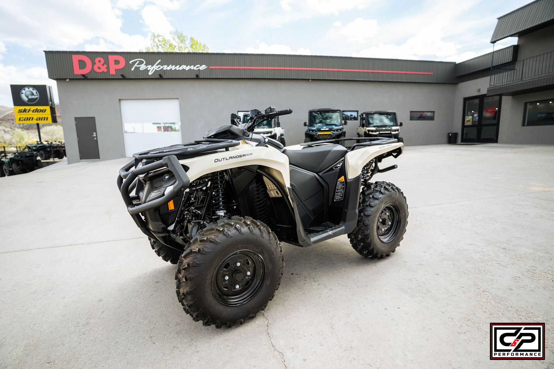 2026 CAN AM ATV OUTL PRO HD7 TN 26 DPS 700