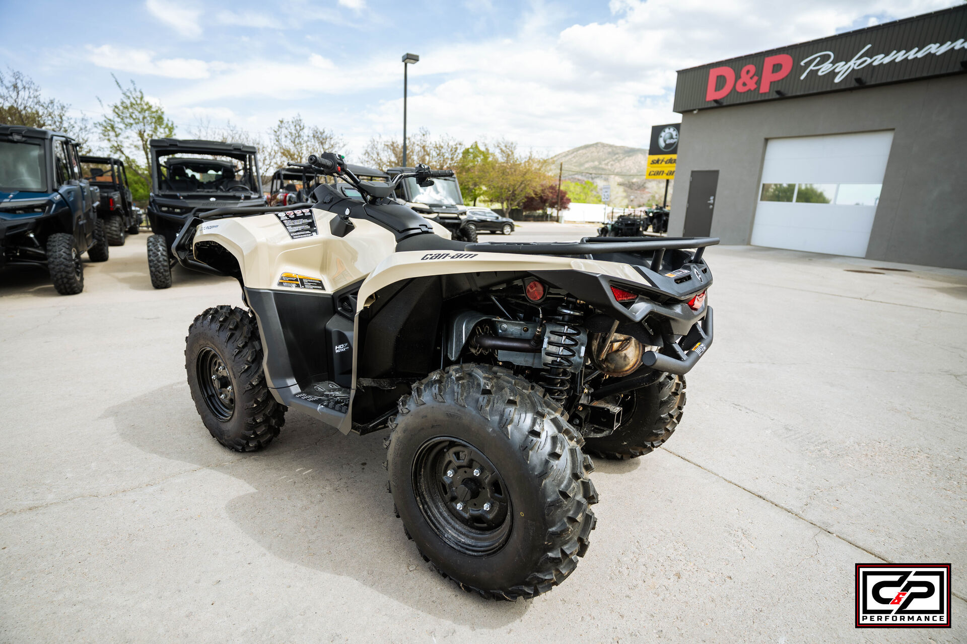 2026 CAN AM ATV OUTL PRO HD7 TN 26 DPS 700 - Image 3
