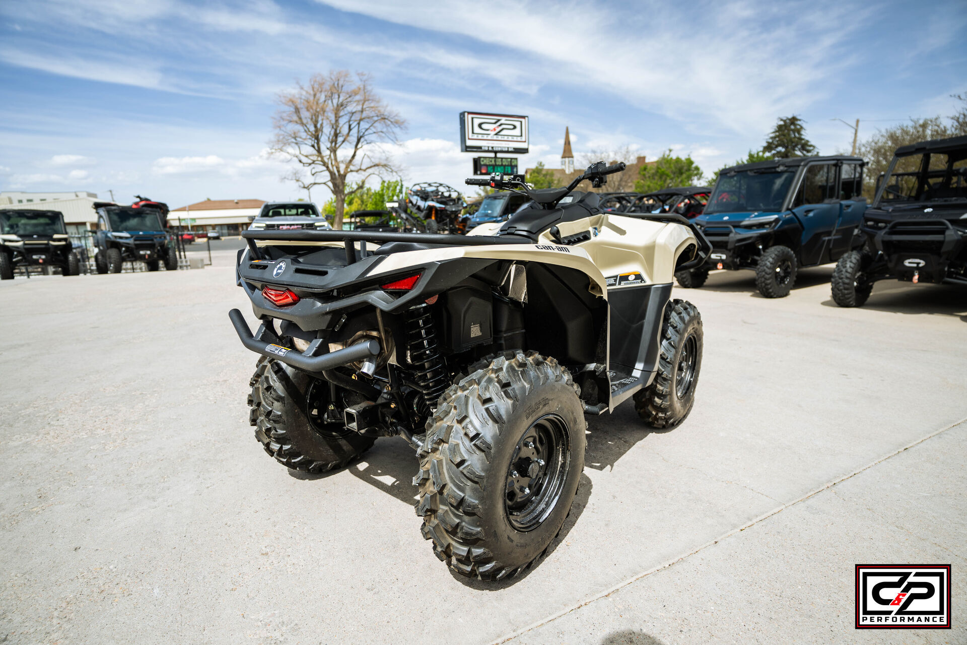 2026 CAN AM ATV OUTL PRO HD7 TN 26 DPS 700 - Image 5