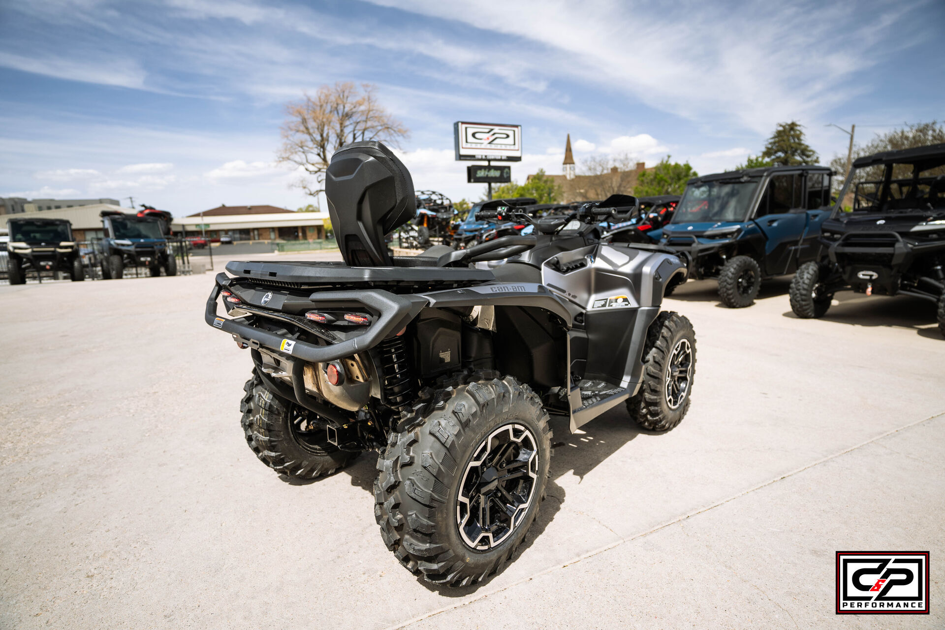 2025 CAN AM OUTLANDER MAX XT 850 - Image 5