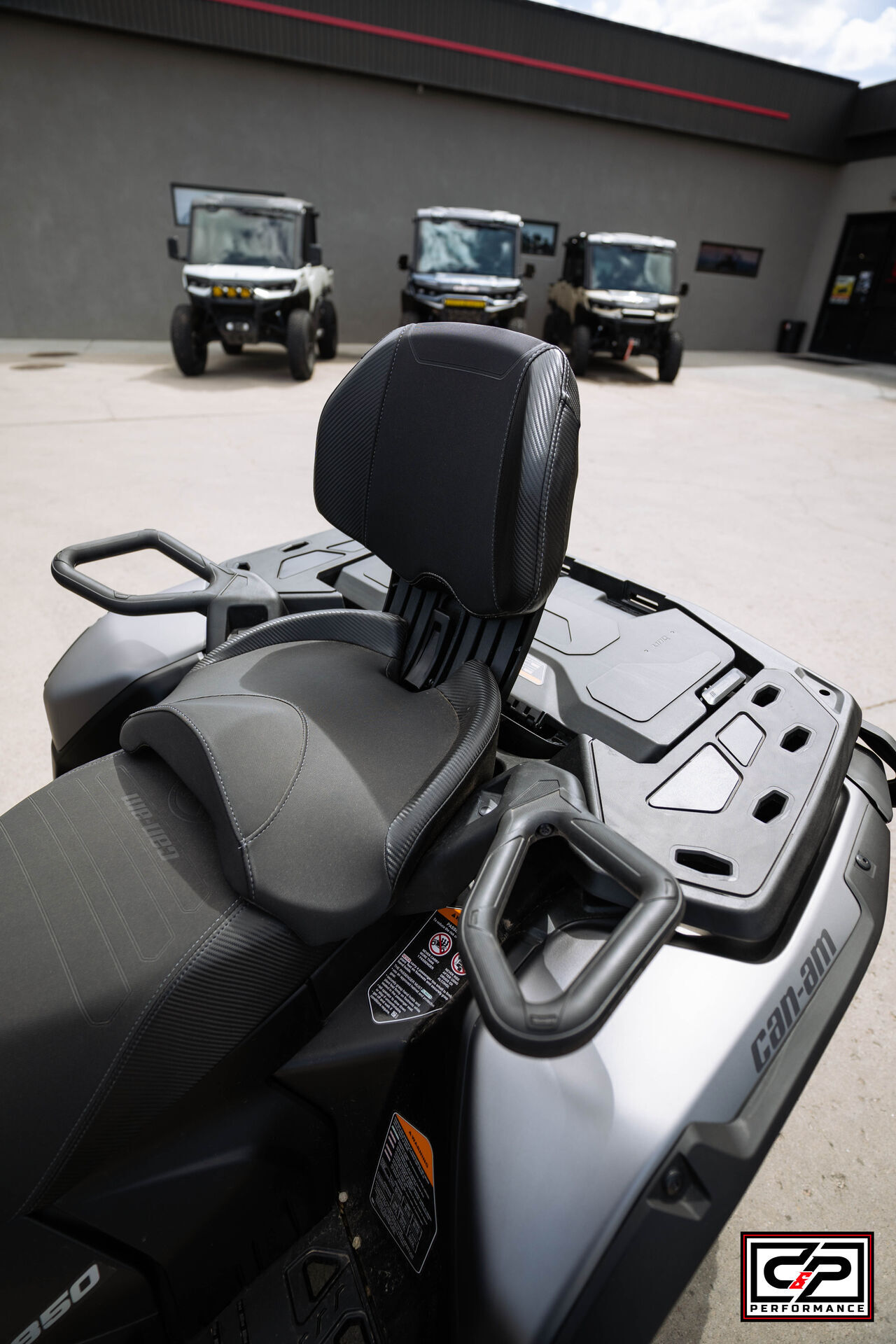 2025 CAN AM OUTLANDER MAX XT 850 - Image 10