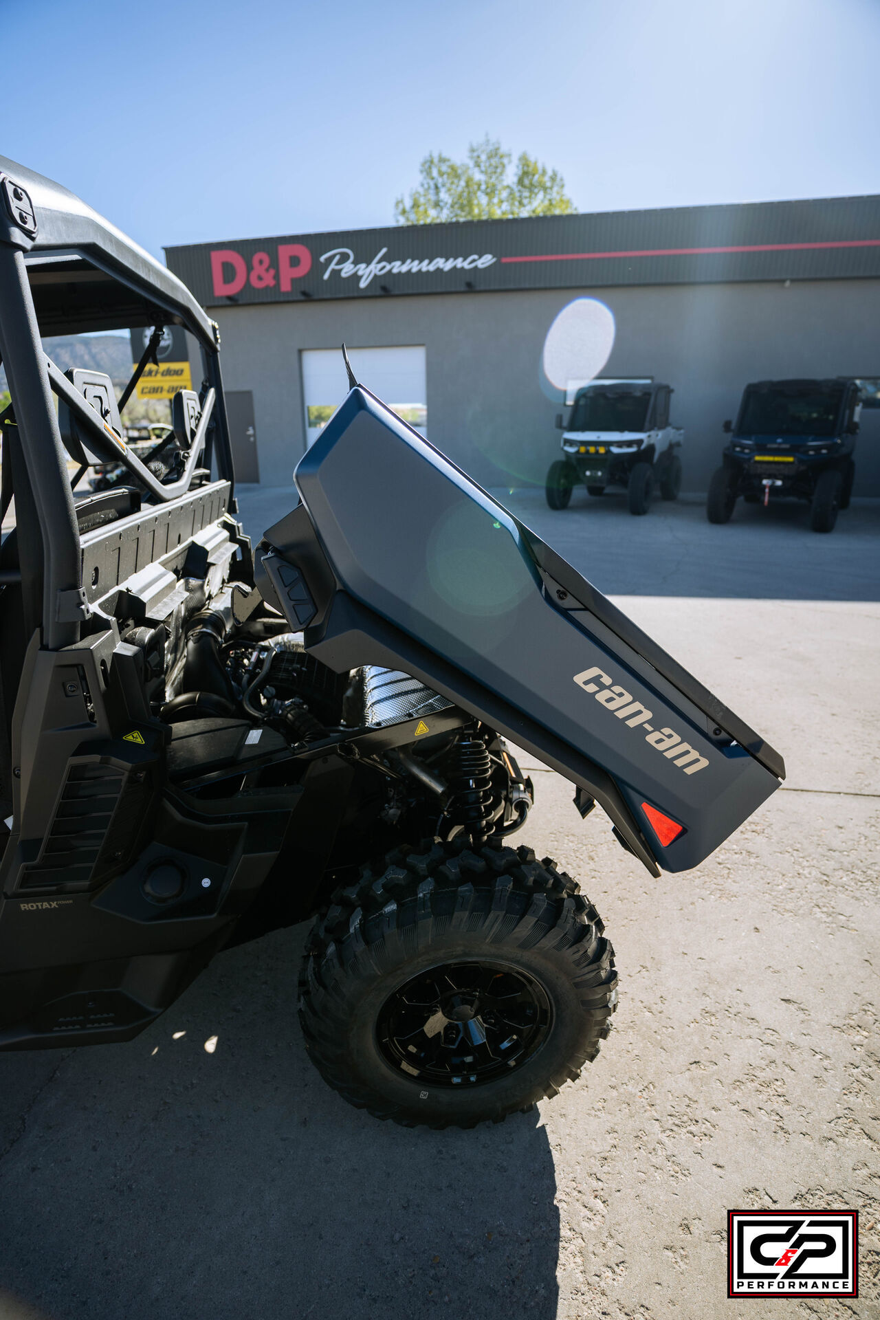 2026 CAN AM SSV DEF XT 65 HD11 BE  W/ 10.25 SCREEN - Image 11