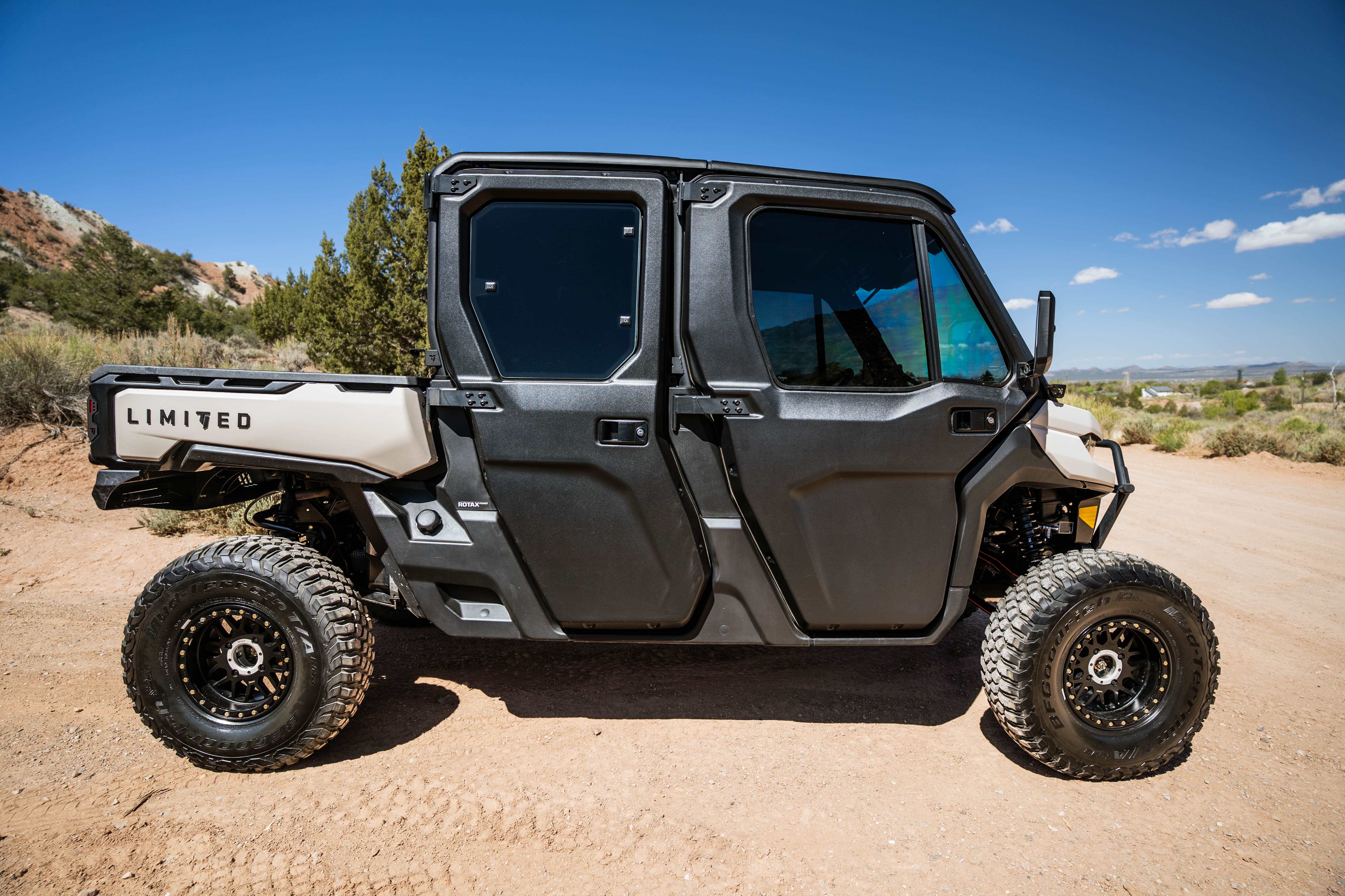 2022 Can-Am Defender MAX Limited MAX - Image 6