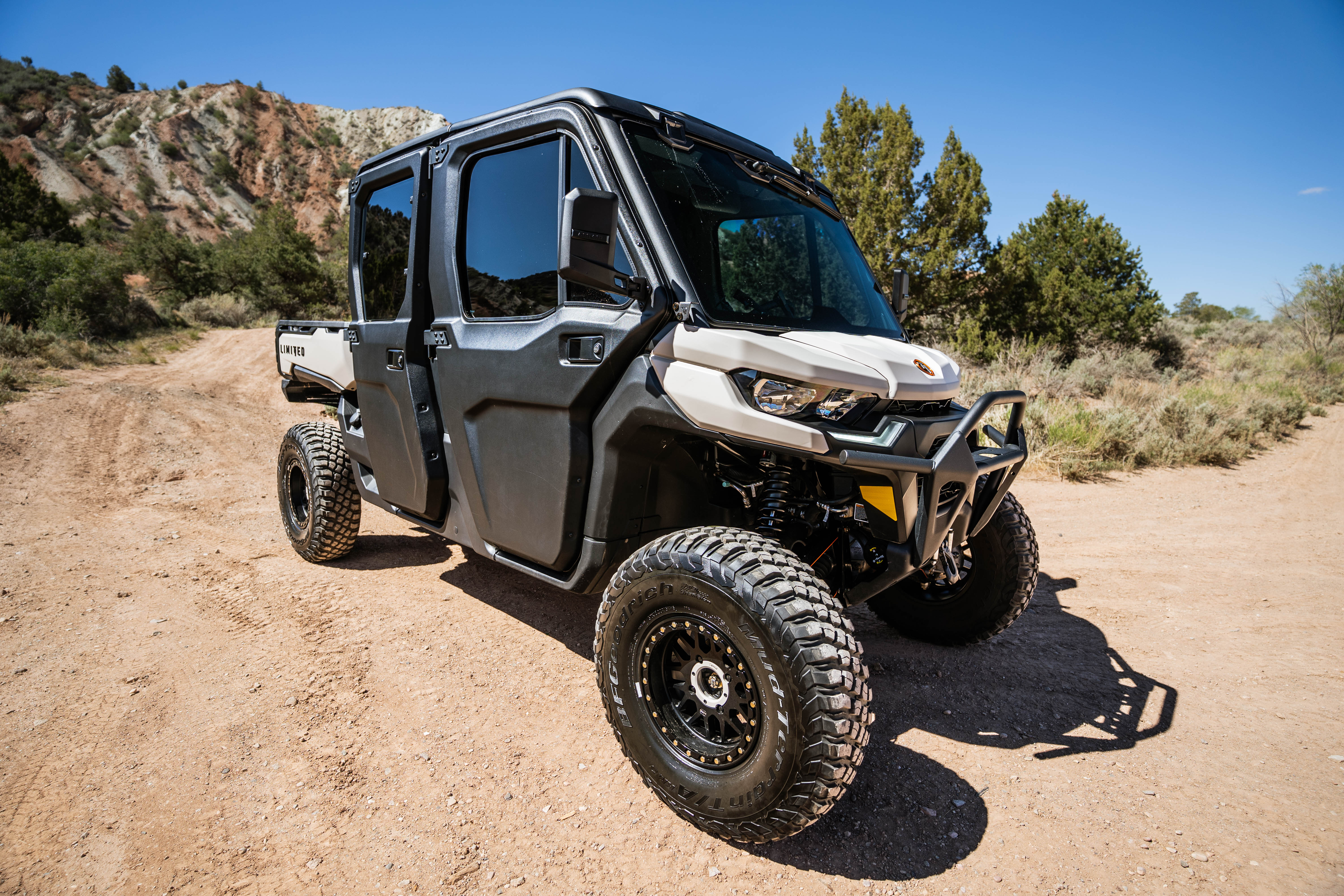 2022 Can-Am Defender MAX Limited MAX - Image 8