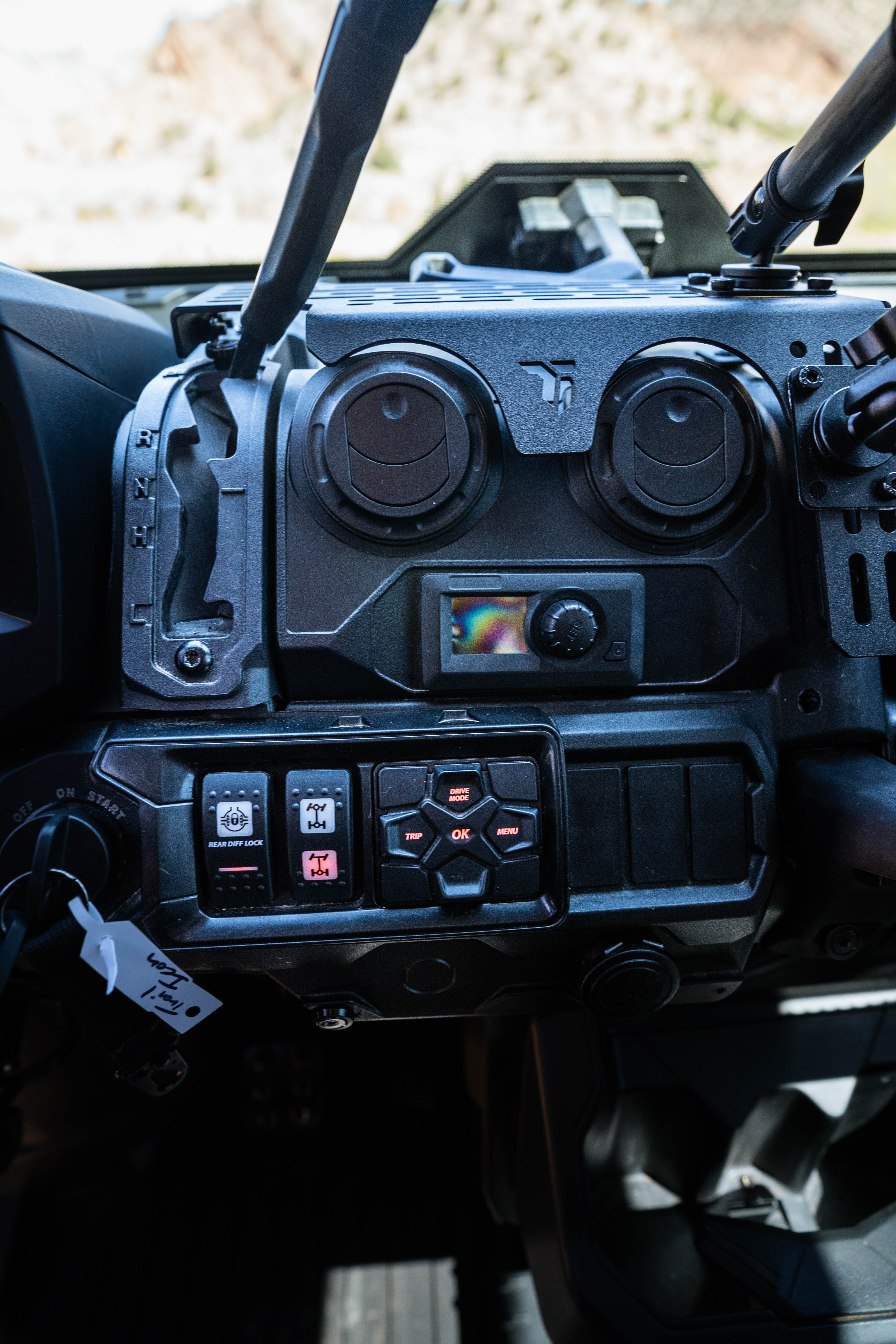 2022 Can-Am Defender MAX Limited MAX - Image 18
