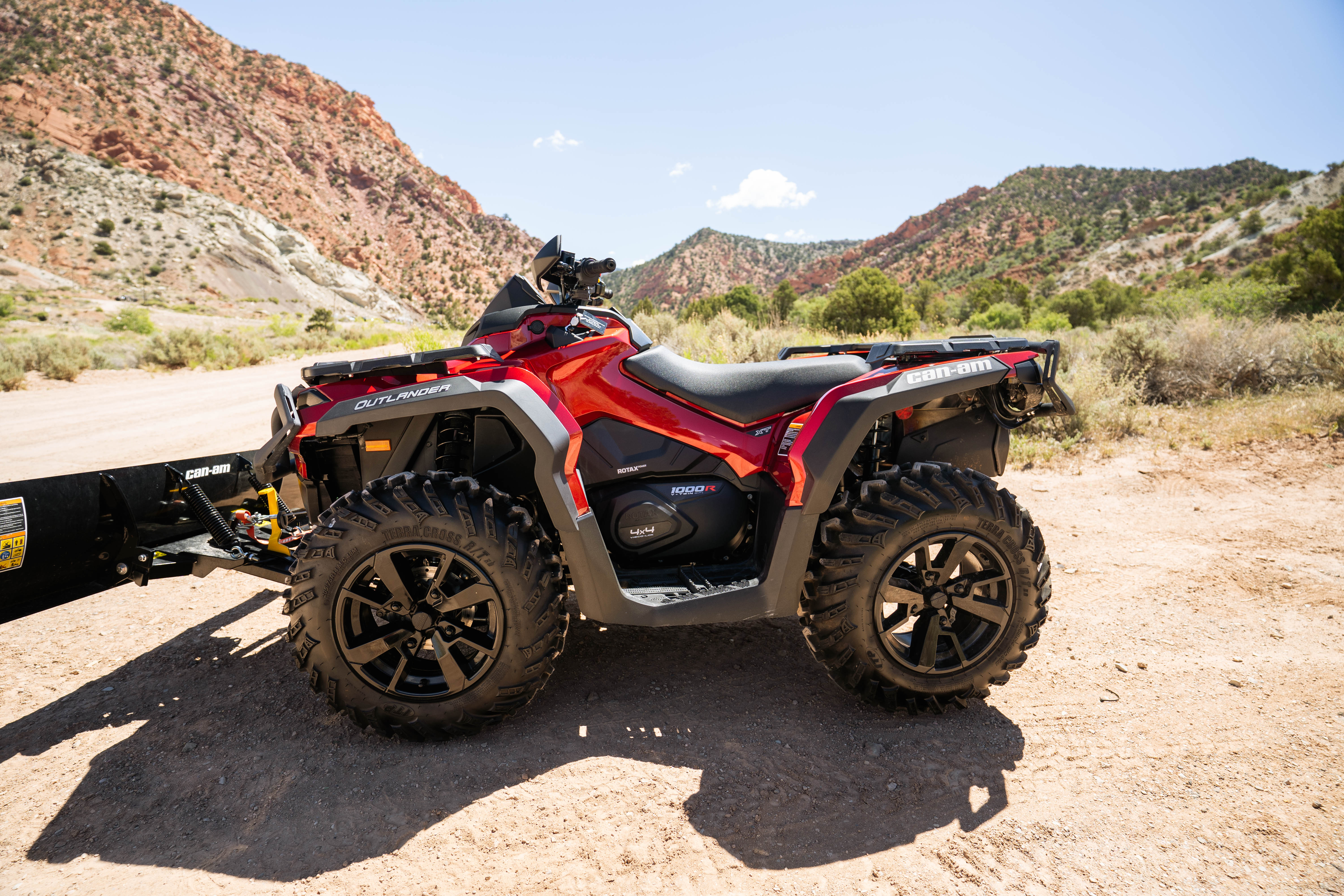 2024 Can-Am Outlander XT 1000R - Image 2