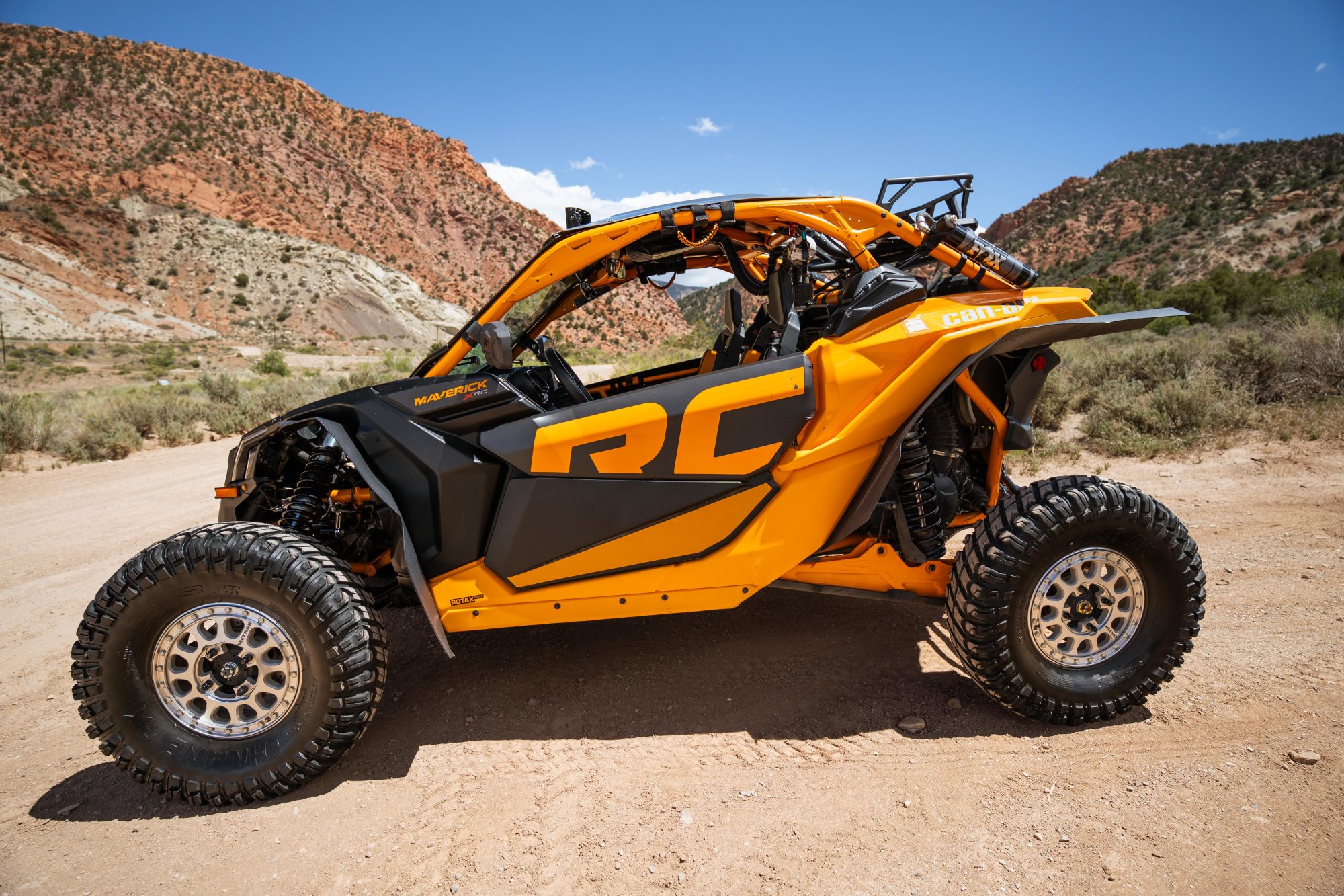 2020 Can-Am X3 XRC TURBO RR - Image 2
