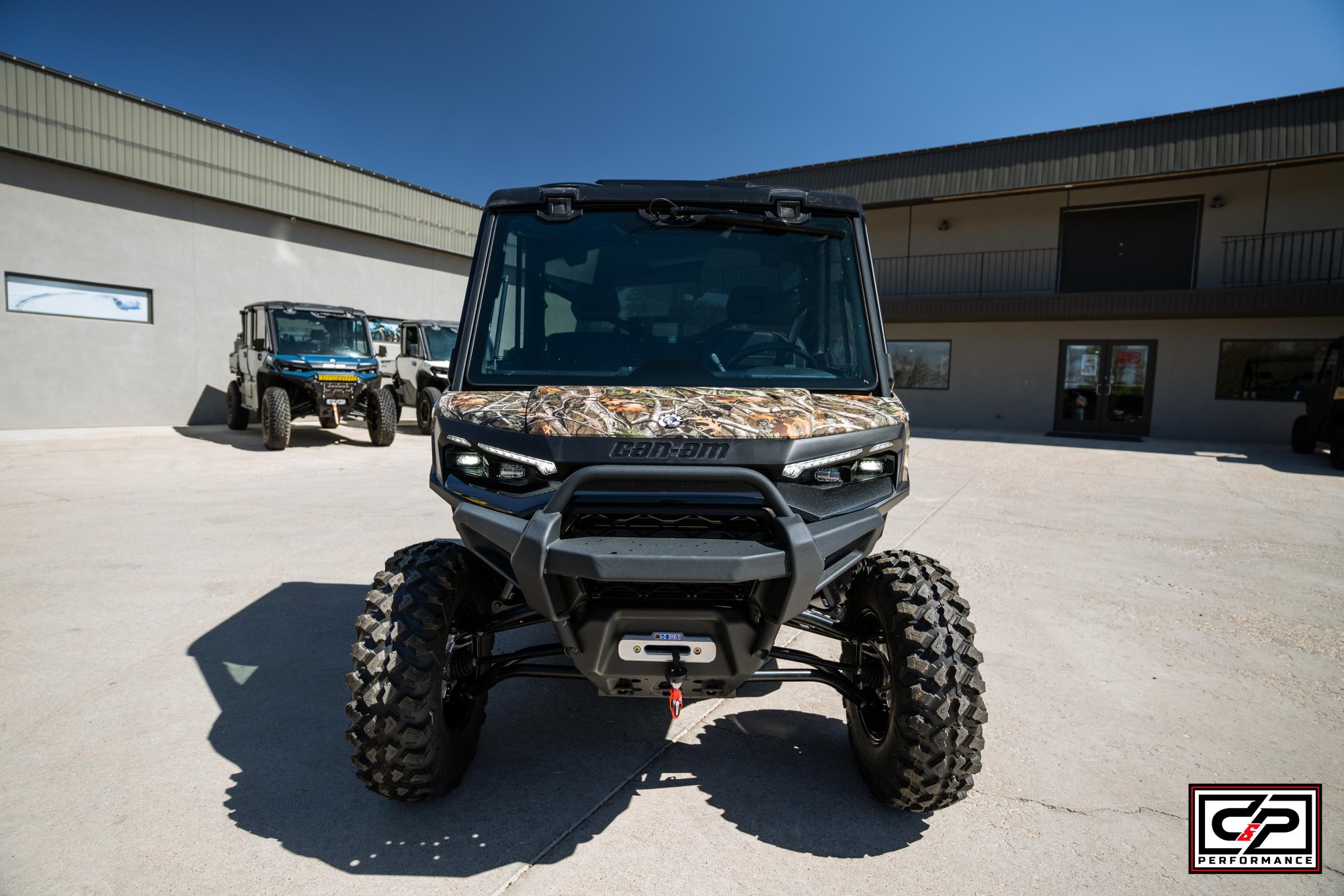 2026 CAN AM SSV DEF LTD 65 HD11 CAMO - Image 9