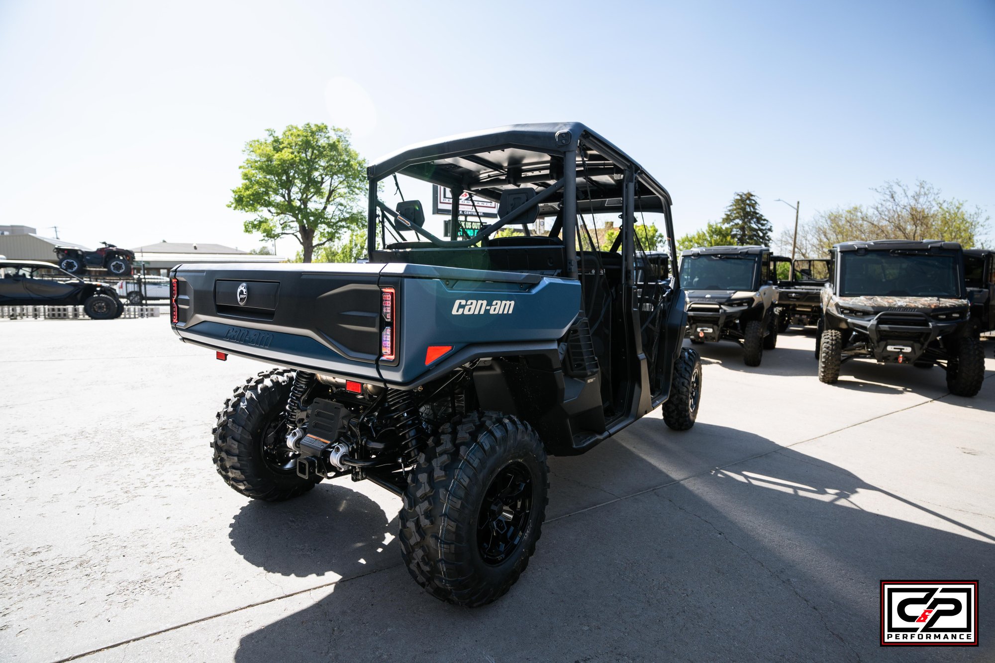 2026 CAN AM SSV DEF MAX XT 65 HD11 BE - Image 6