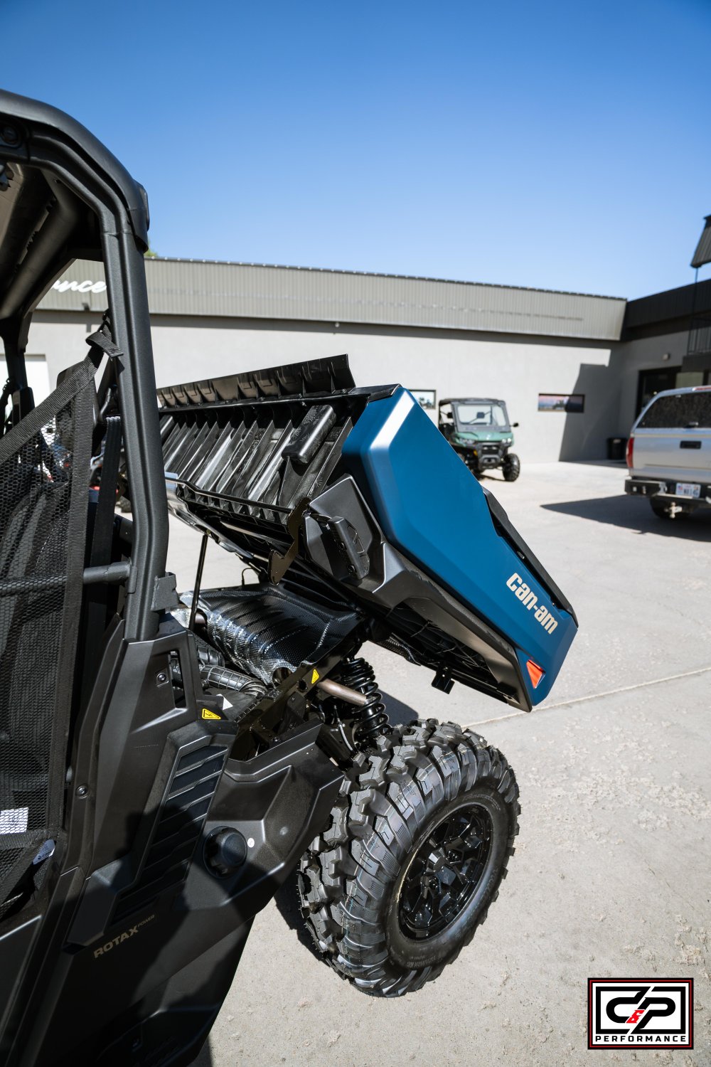 2026 CAN AM SSV DEF MAX XT 65 HD11 BE - Image 10