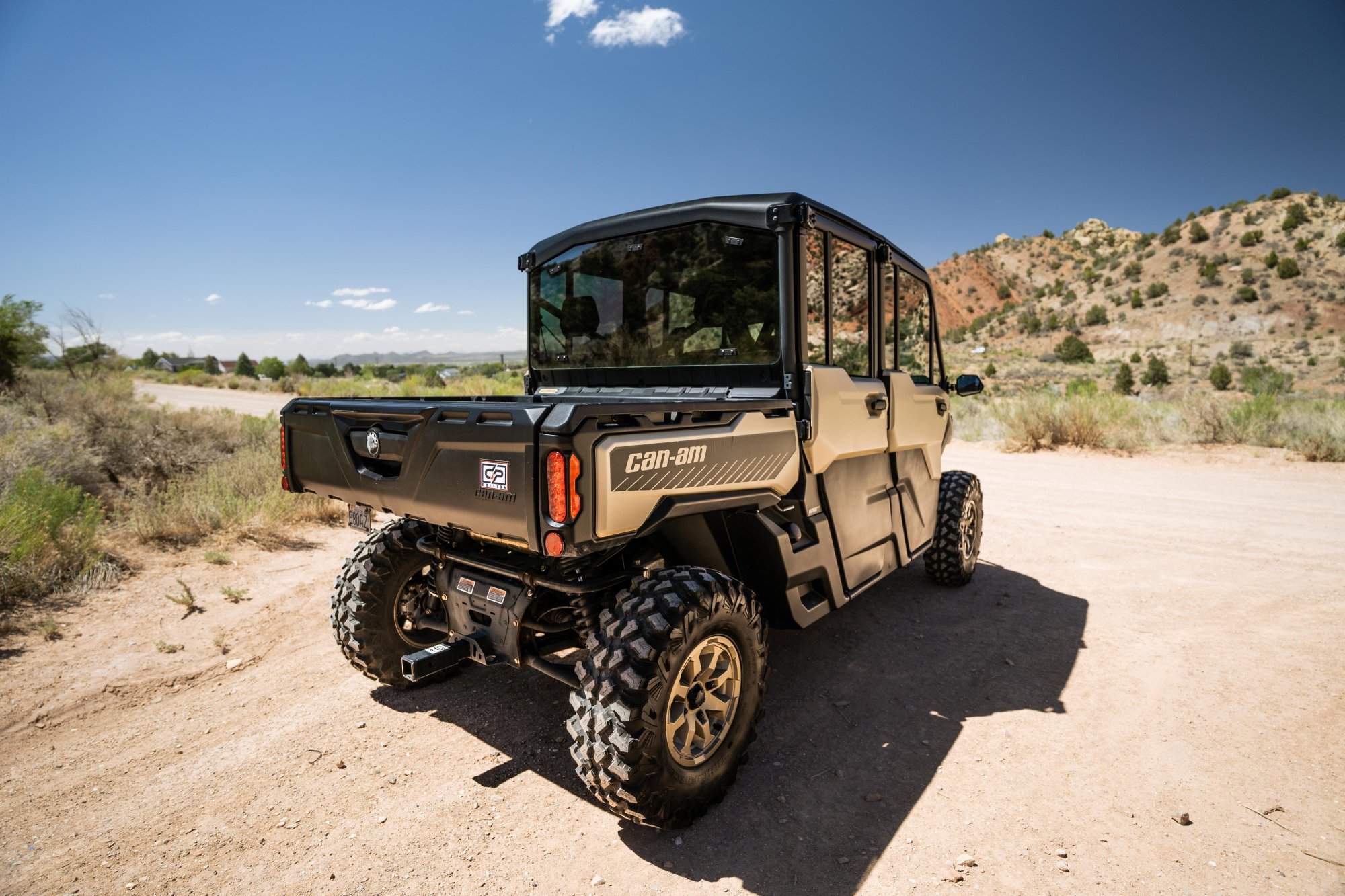 2024 Can-Am Defender MAX Limited HD10 - Image 6