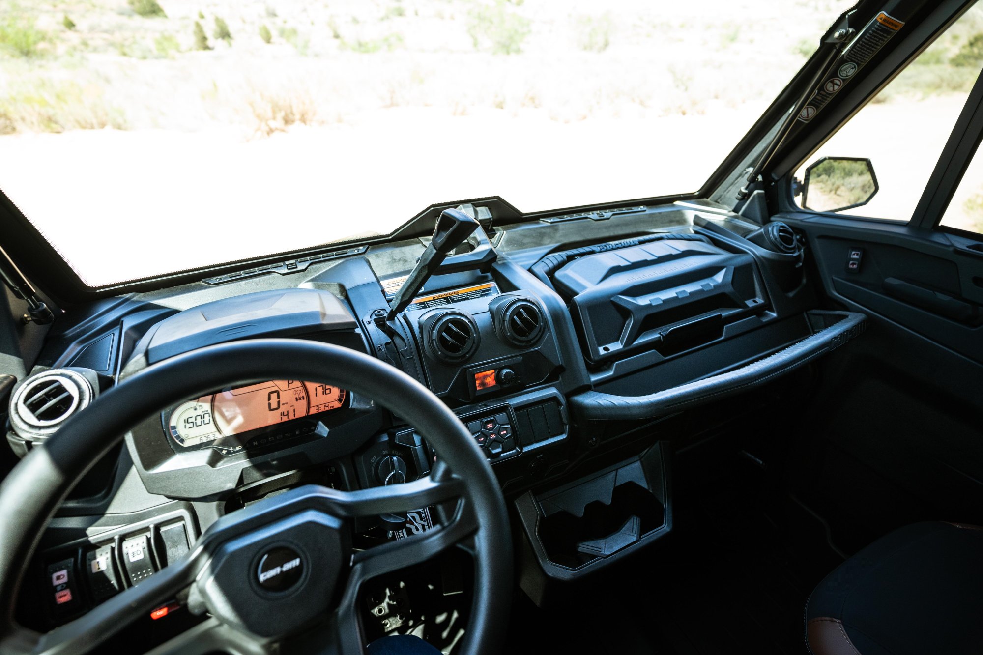 2024 Can-Am Defender MAX Limited HD10 - Image 13