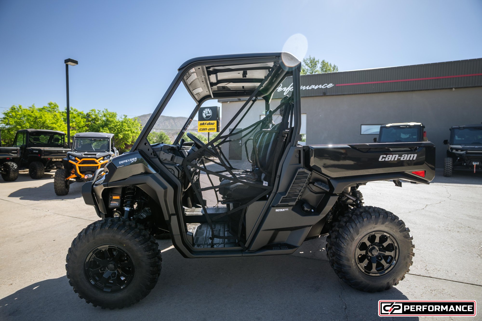 2026 CAN AM SSV DEF XT 65 HD11 BK 26 (NON CAB) - Image 2