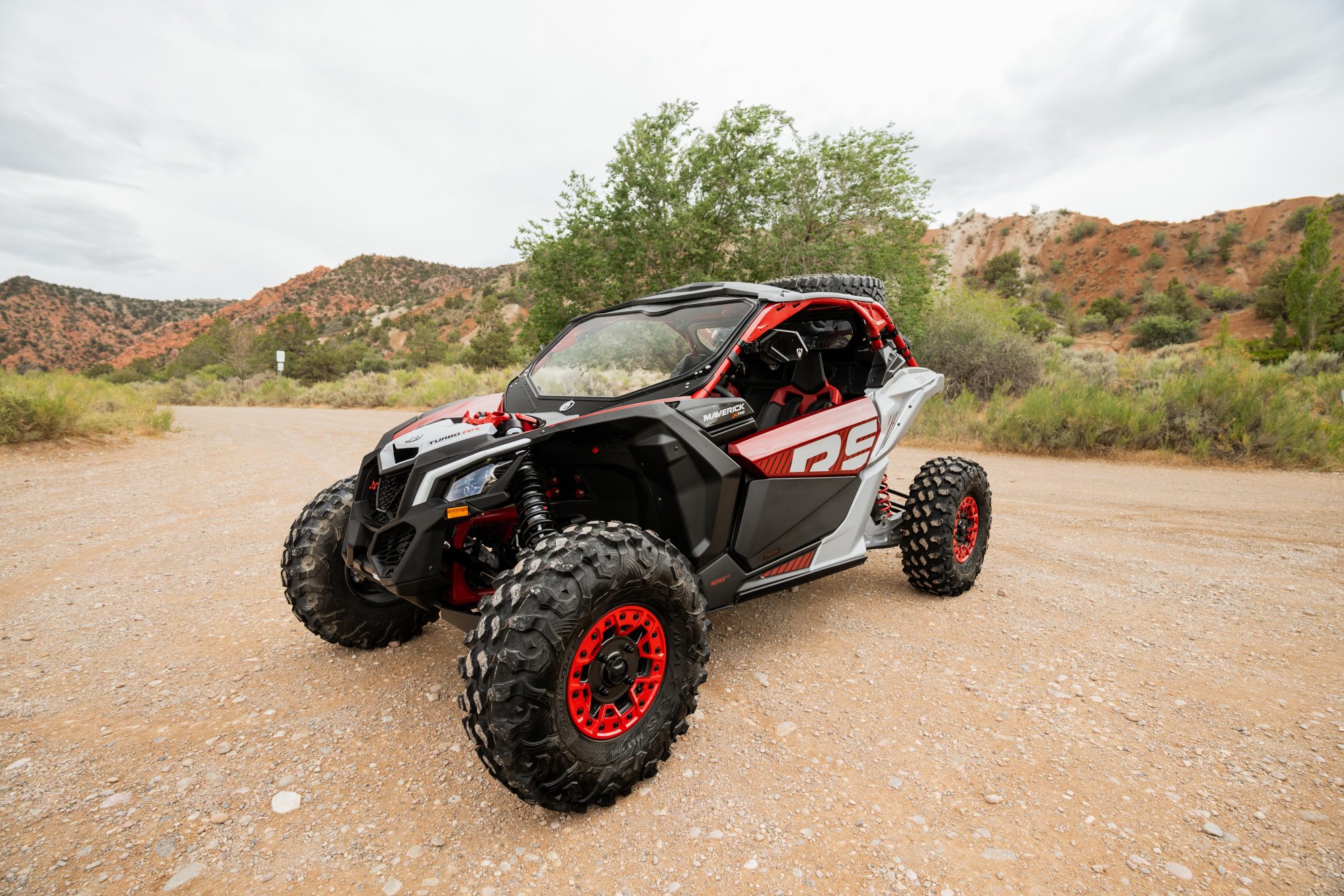 2024 Can-Am X3 XRS Turbo RR  - Image 1