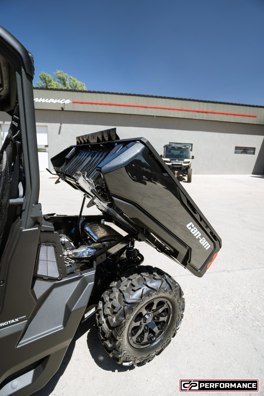 2026 CAN AM SSV DEF XT 62 HD9 (NON CAB) - Image 12