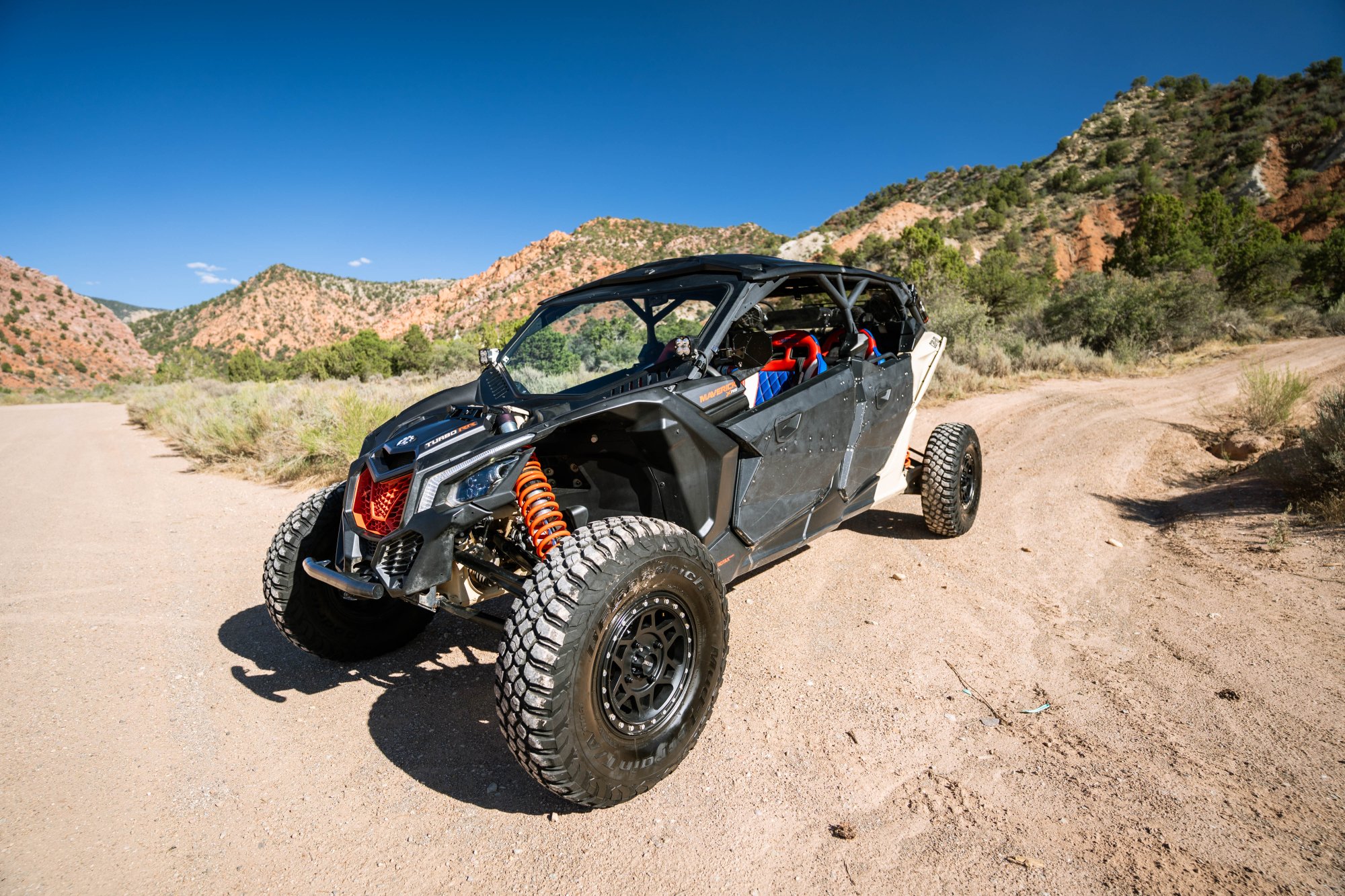 2021 Can-Am X3 MAX XRS Turbo RR Smart Shox  - Image 1
